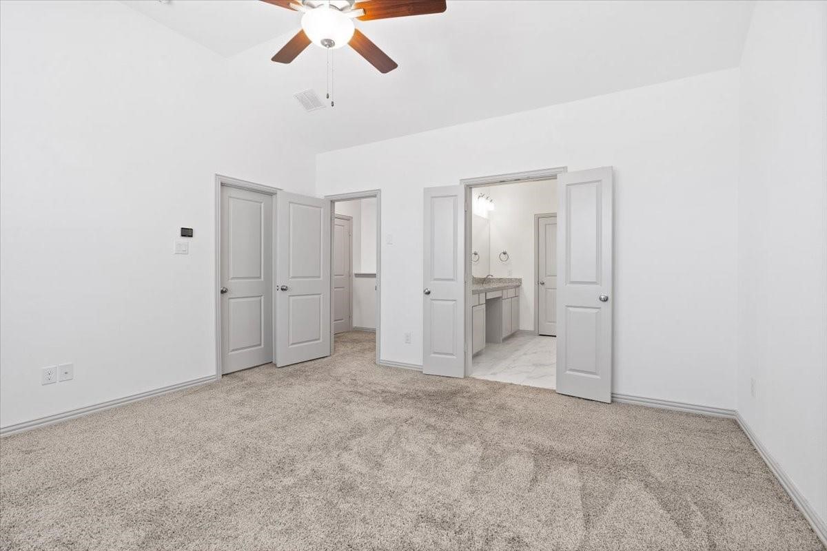 4725 Smokey Quartz Lane Arlington TX 76005