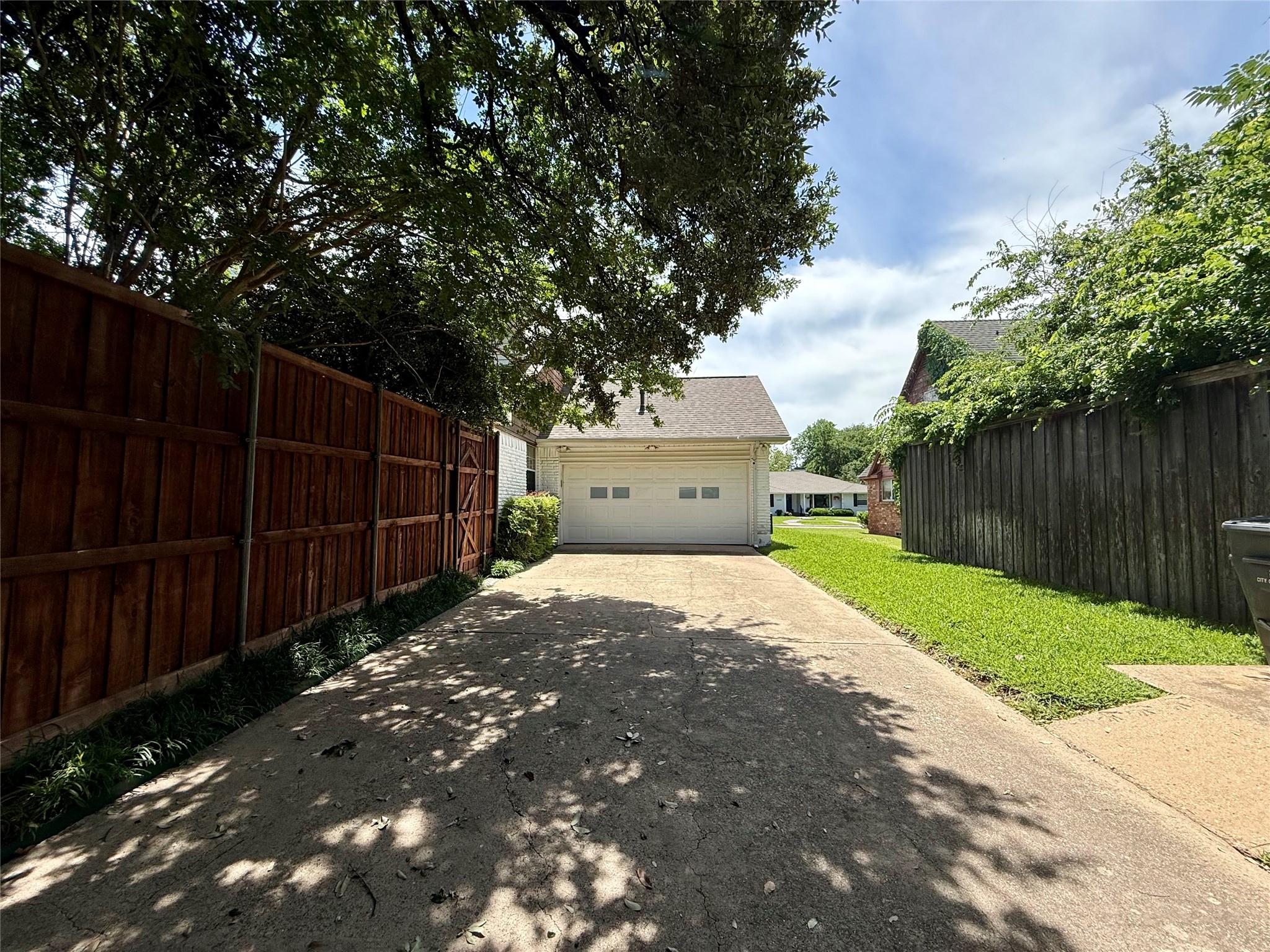 13455 Mill Grove Lane Dallas TX 75240