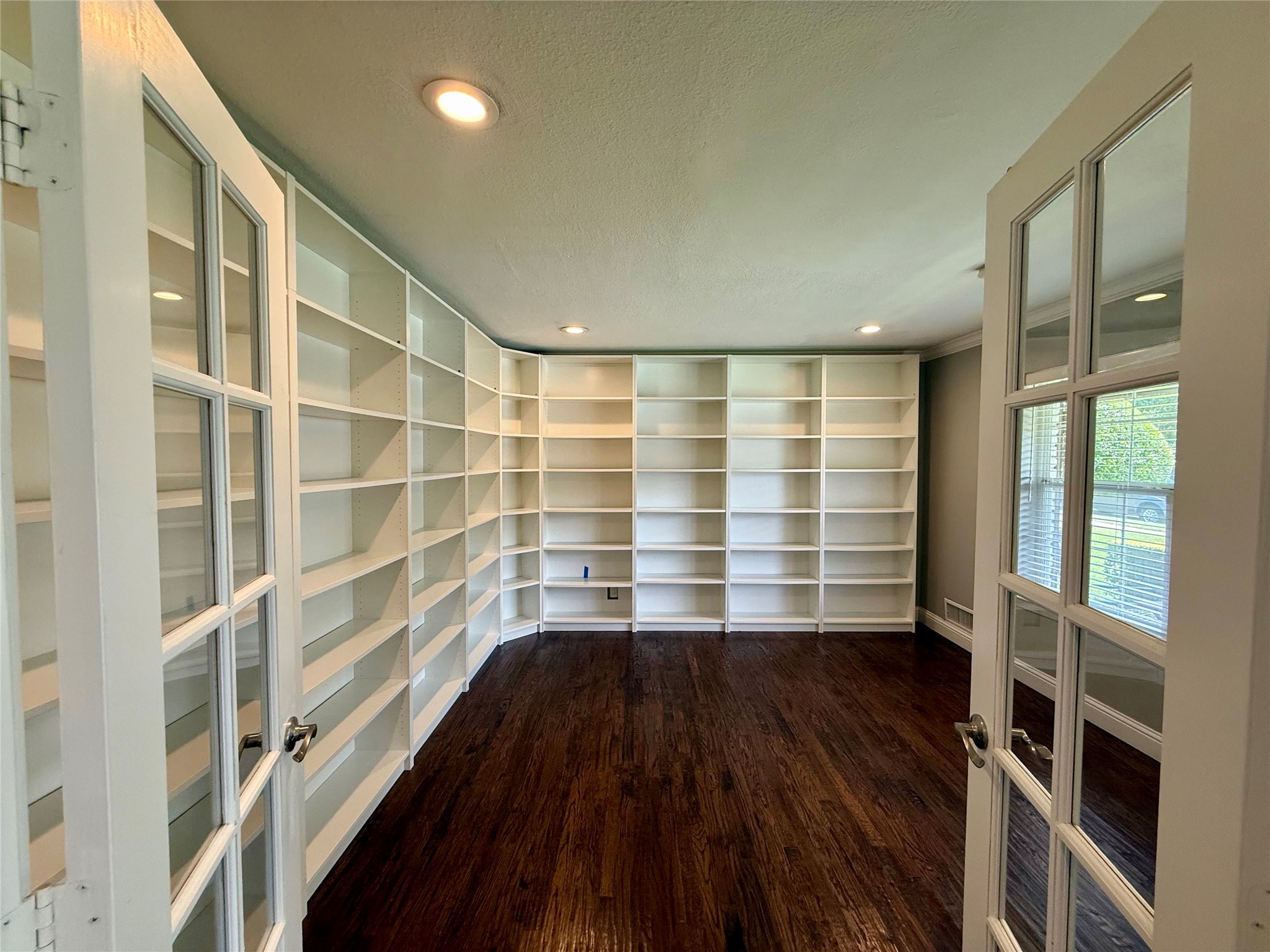 13455 Mill Grove Lane Dallas TX 75240