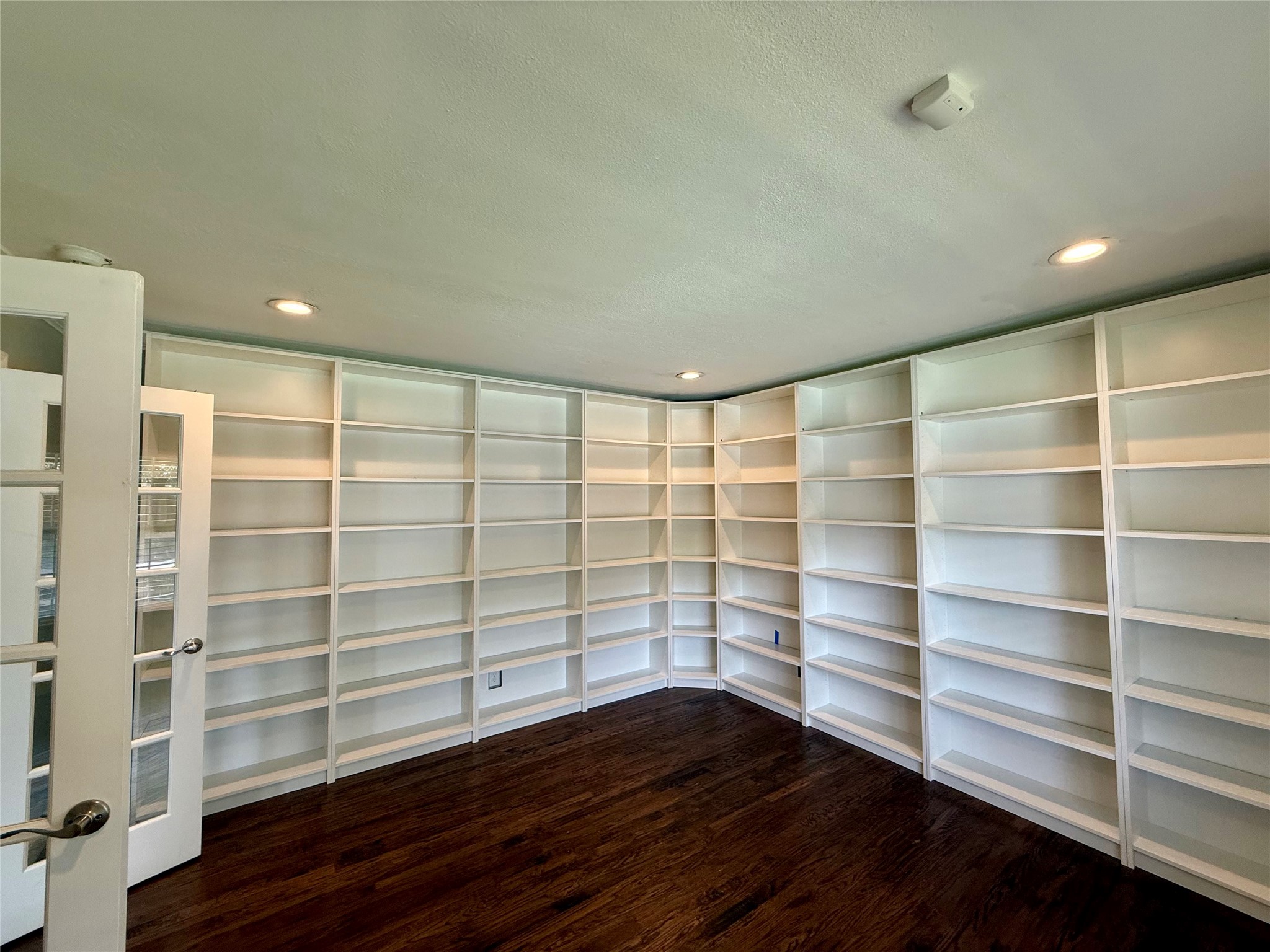 13455 Mill Grove Lane Dallas TX 75240