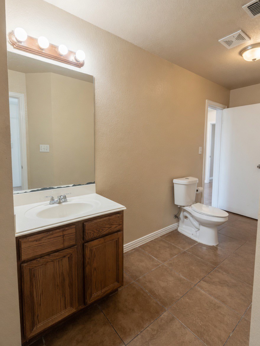 673 S Heights Drive Crowley TX 76036