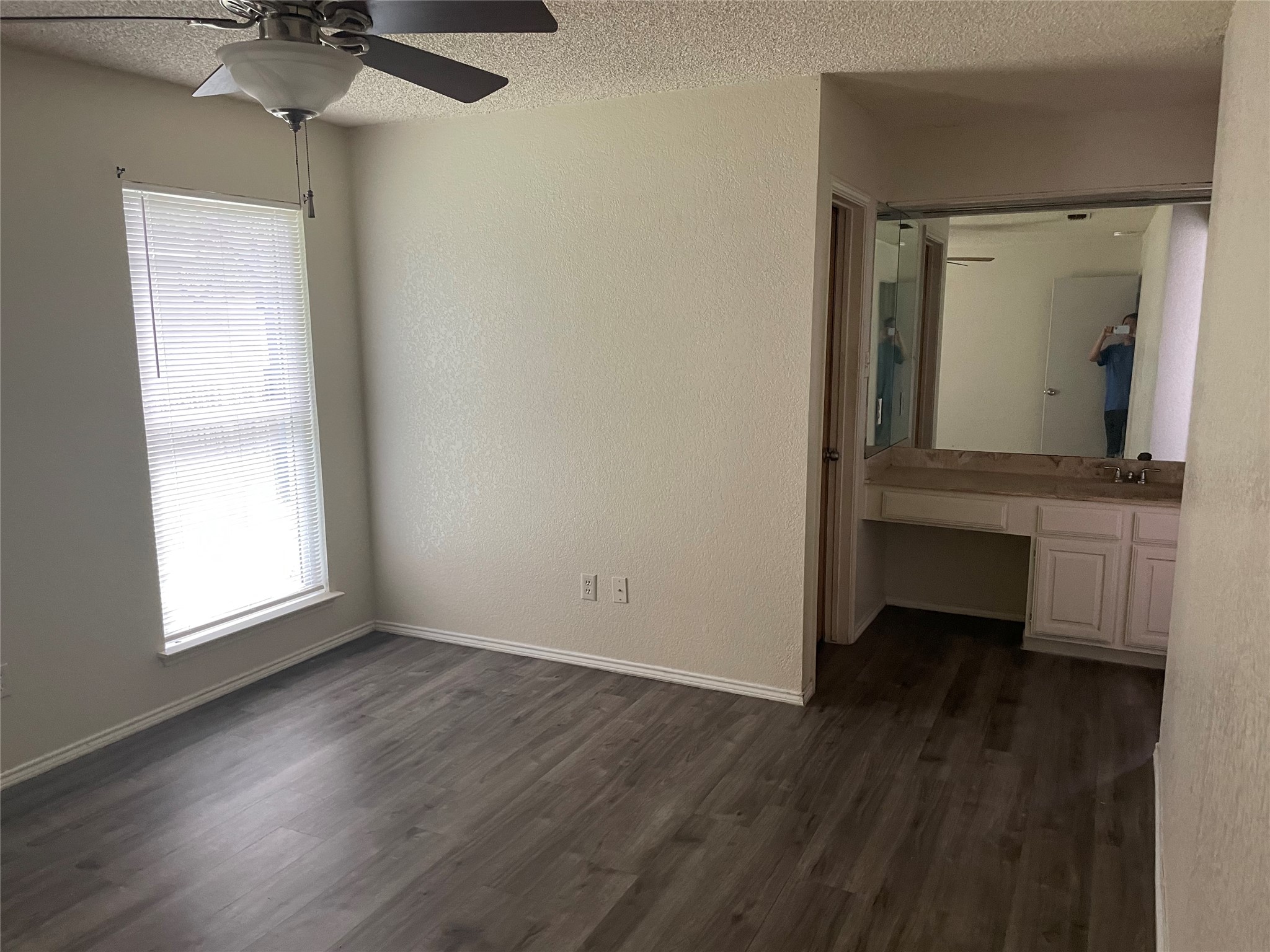 7420 Meadow Creek Drive Fort Worth TX 76133