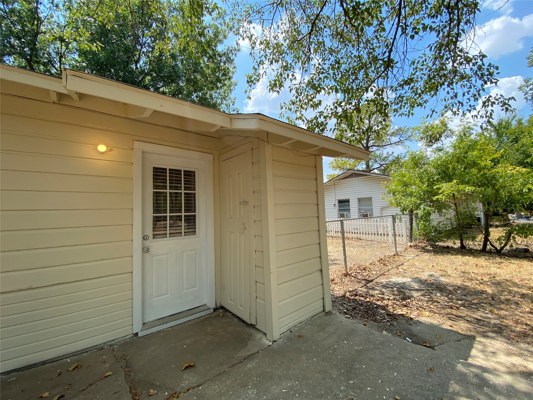 1813 Wayne Street Denton TX 76209