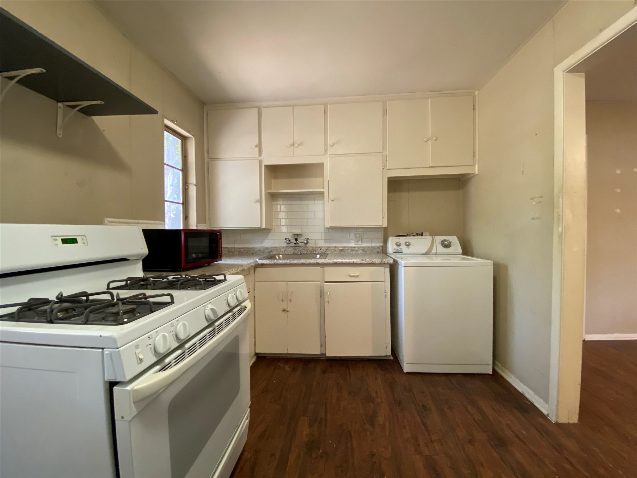 1813 Wayne Street Denton TX 76209