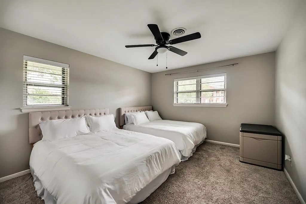 6501 E Mockingbird Lane Dallas TX 75214
