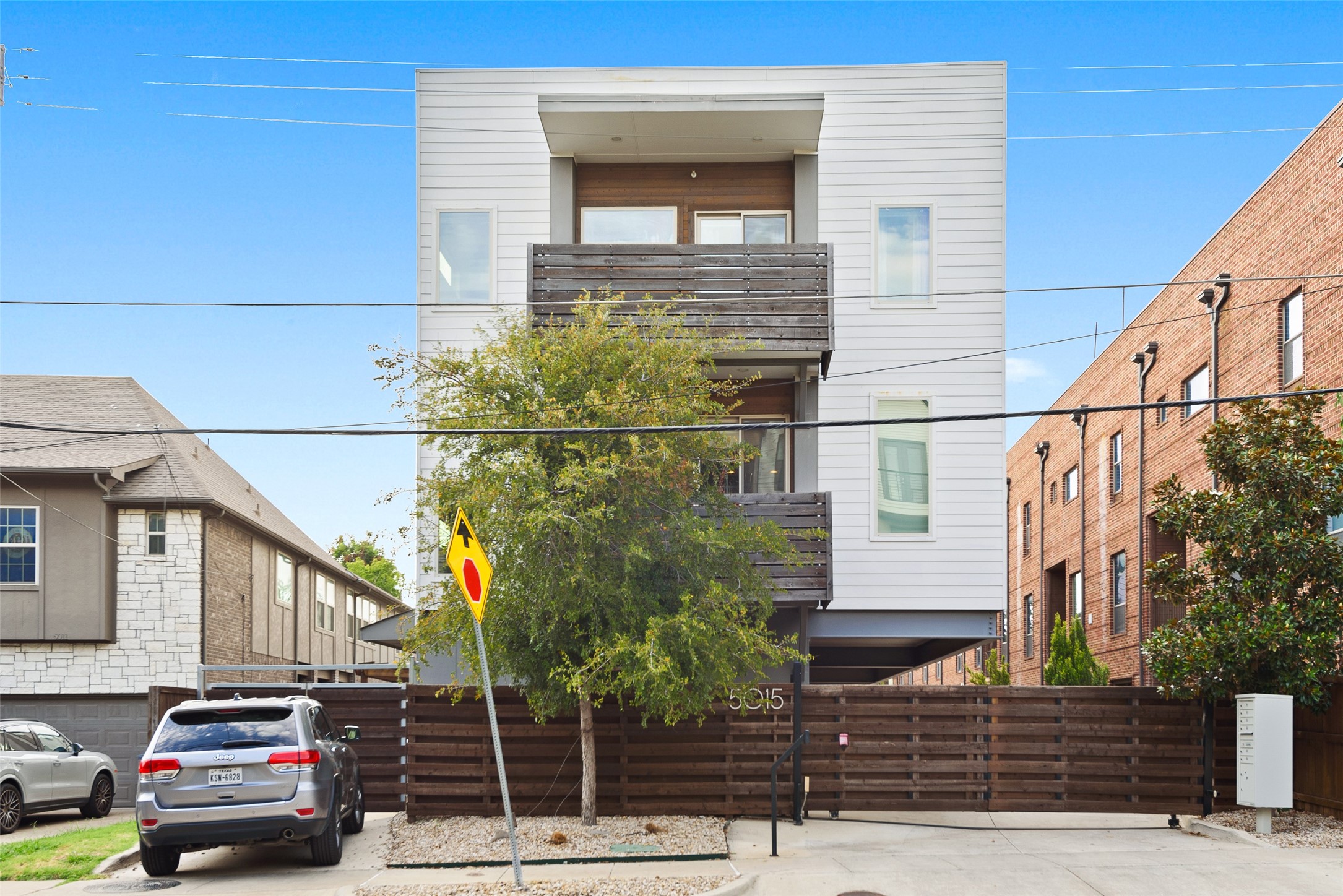 5015 Manett Street Dallas TX 75206