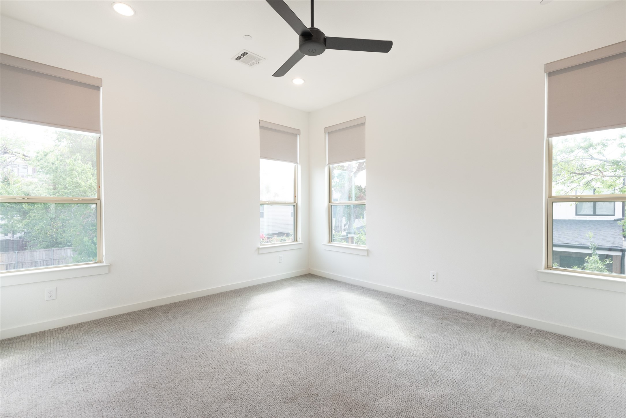 5015 Manett Street Dallas TX 75206