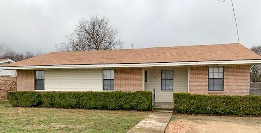 1807 N Mcdonald Avenue Decatur TX 76234
