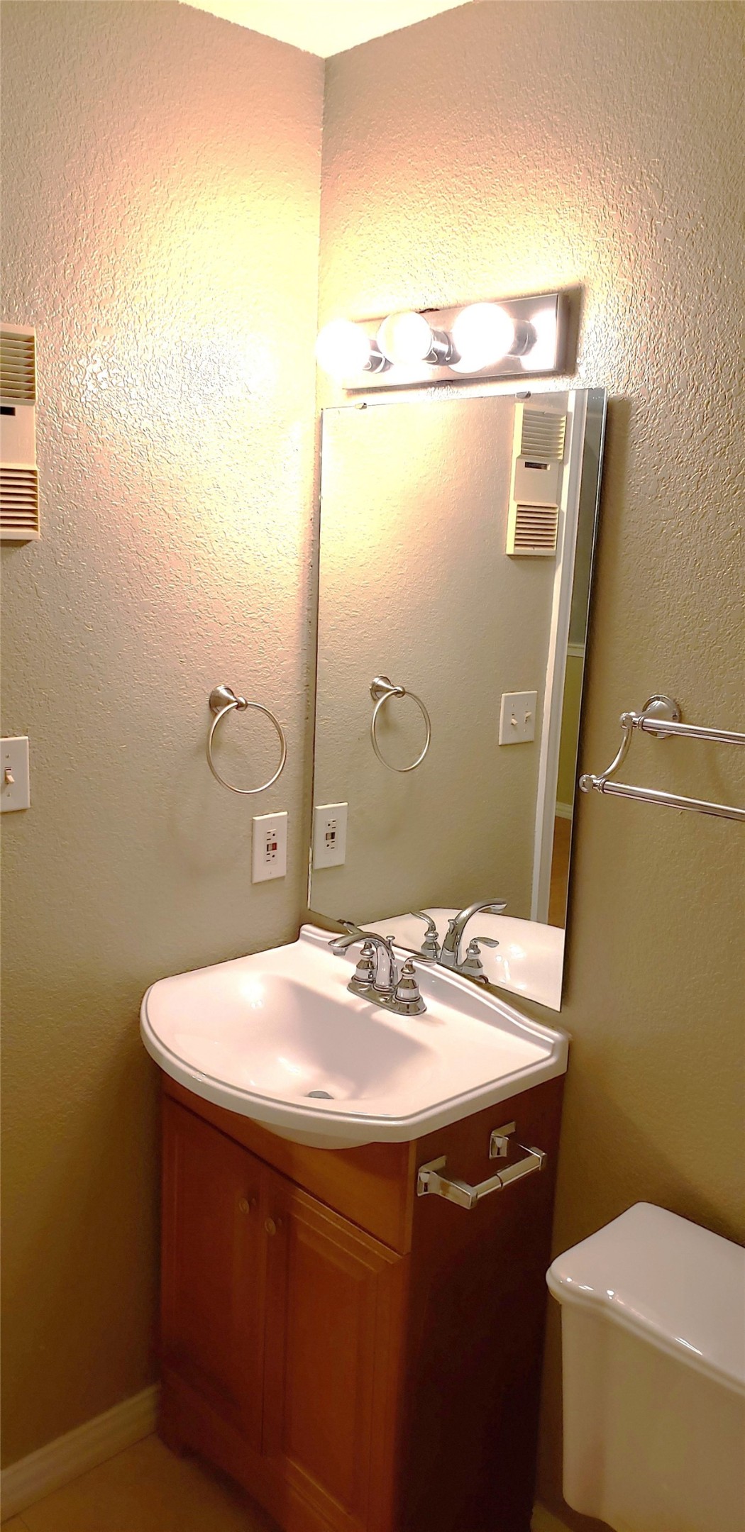 2311 Basil Drive Arlington TX 76006