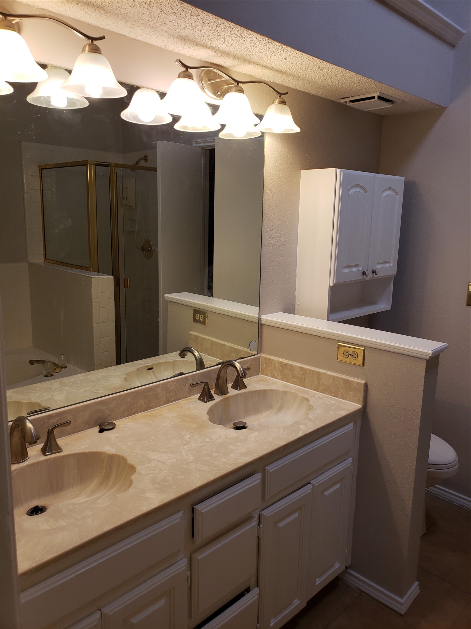 940 S Old Orchard Lane Lewisville TX 75067