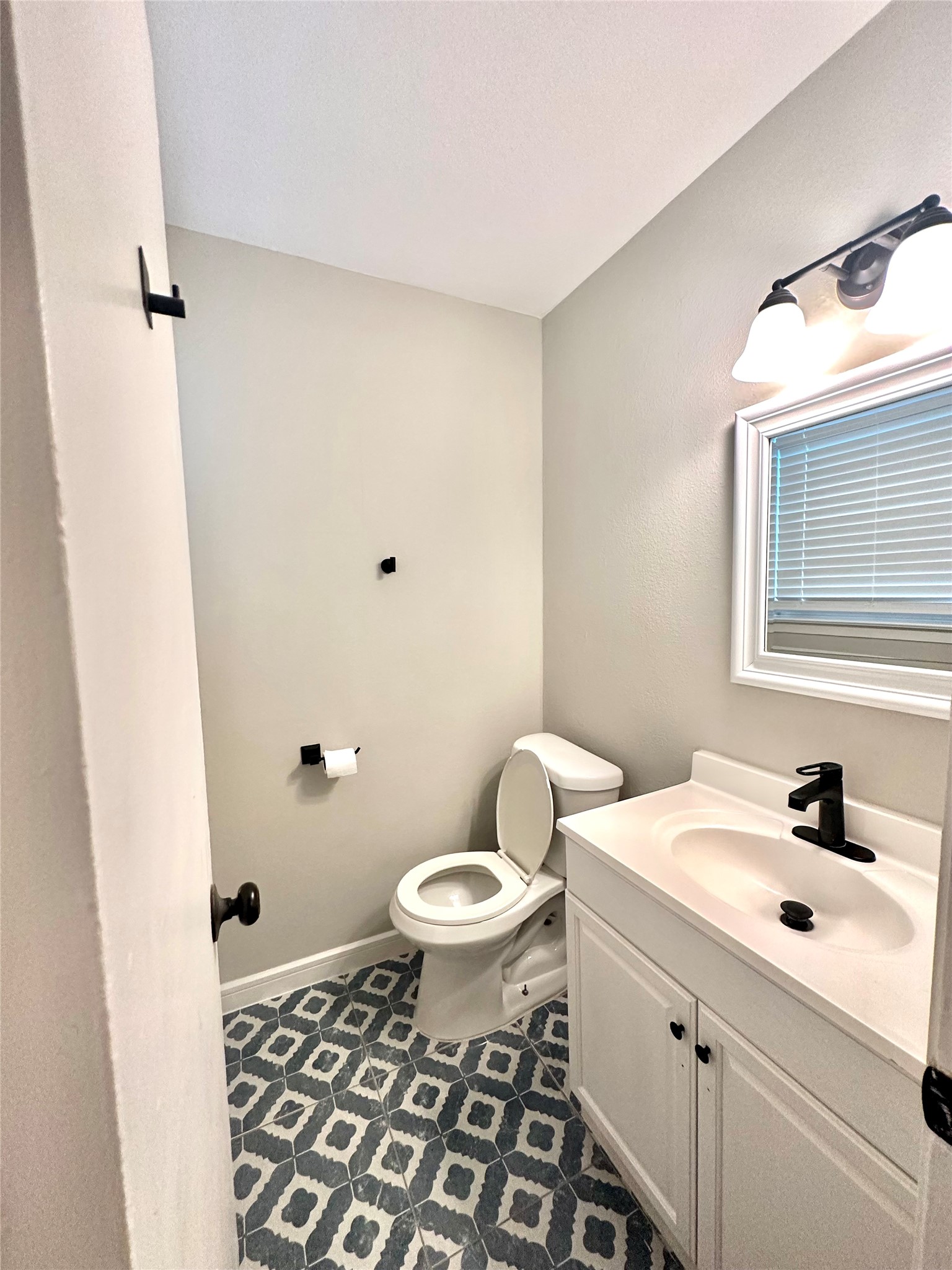 1322 Shorecrest Drive Garland TX 75040