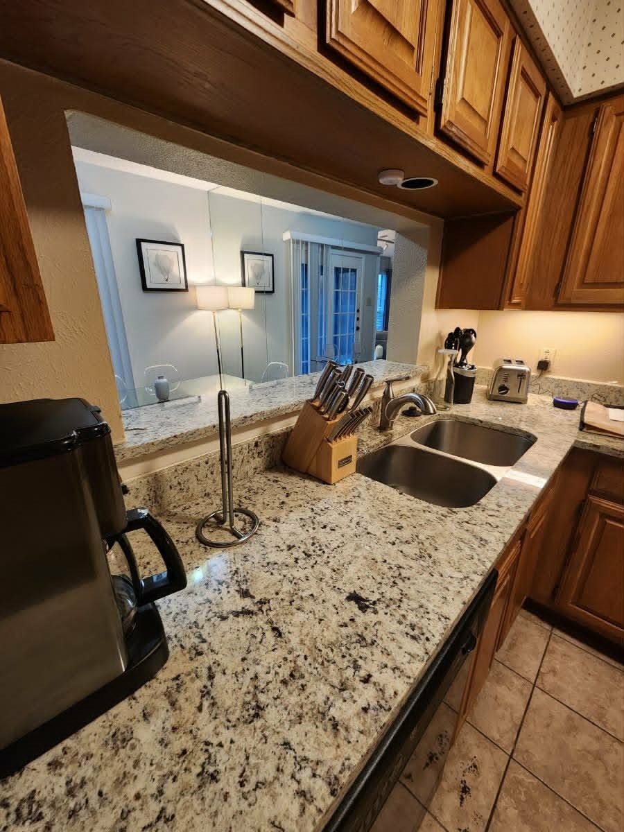 1100 Riverchase Lane Arlington TX 76011