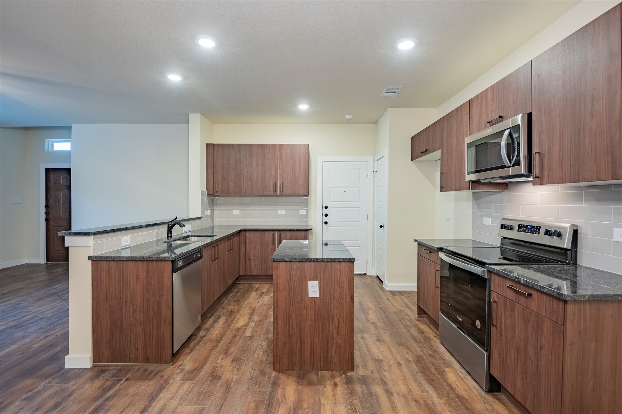 656 Wheatfield Drive Venus TX 76084