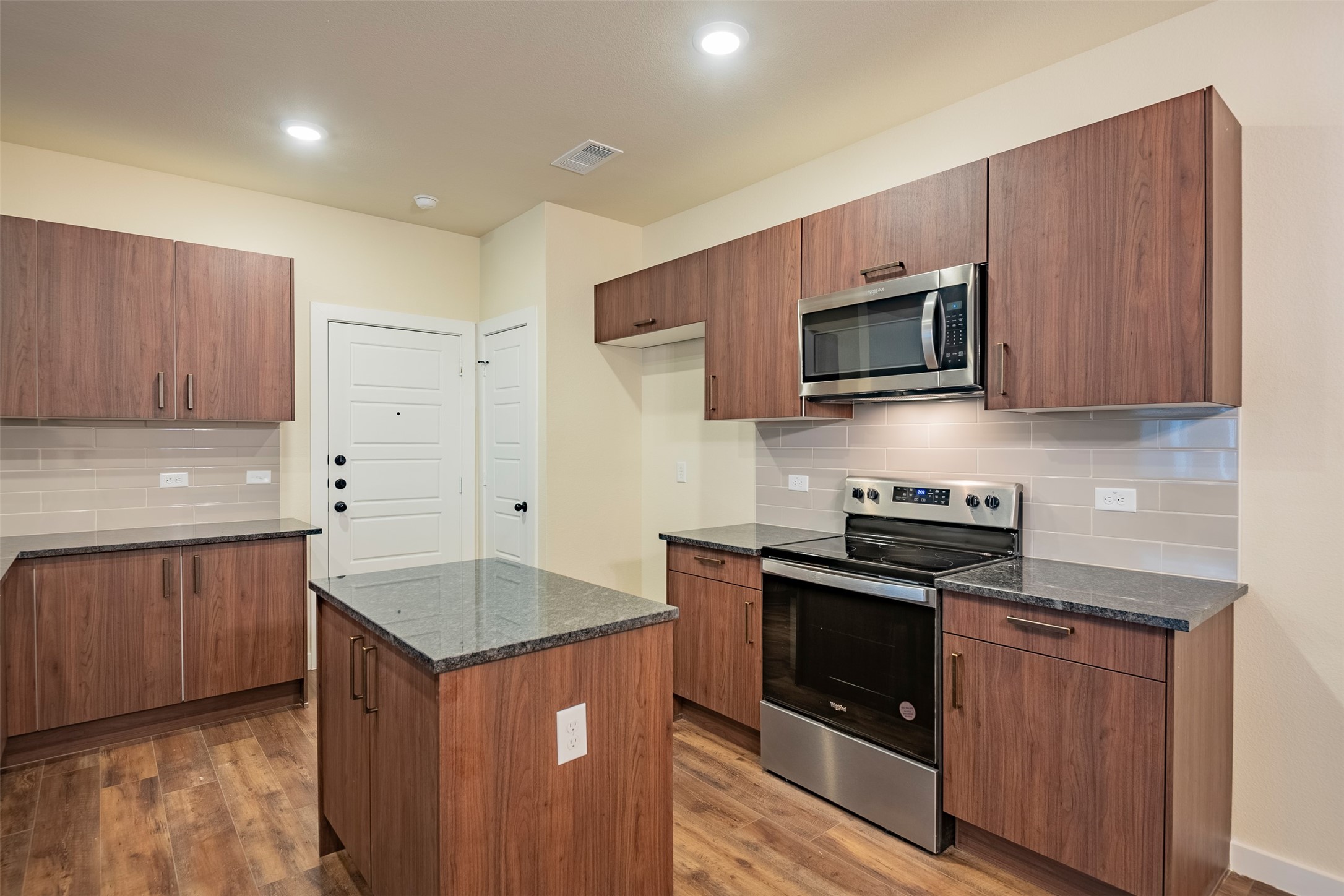 656 Wheatfield Drive Venus TX 76084