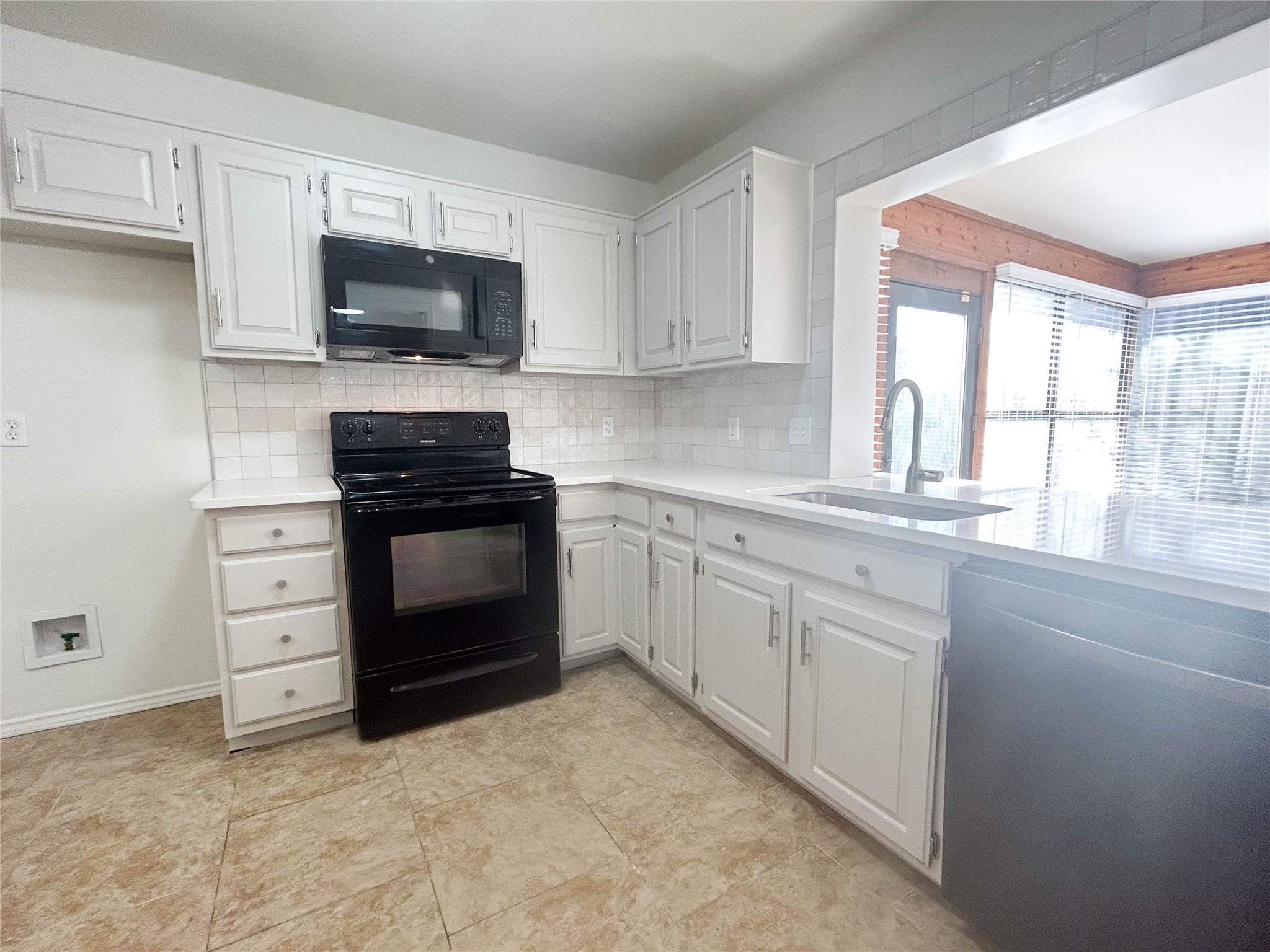 3016 Oakridge Drive Bedford TX 76021