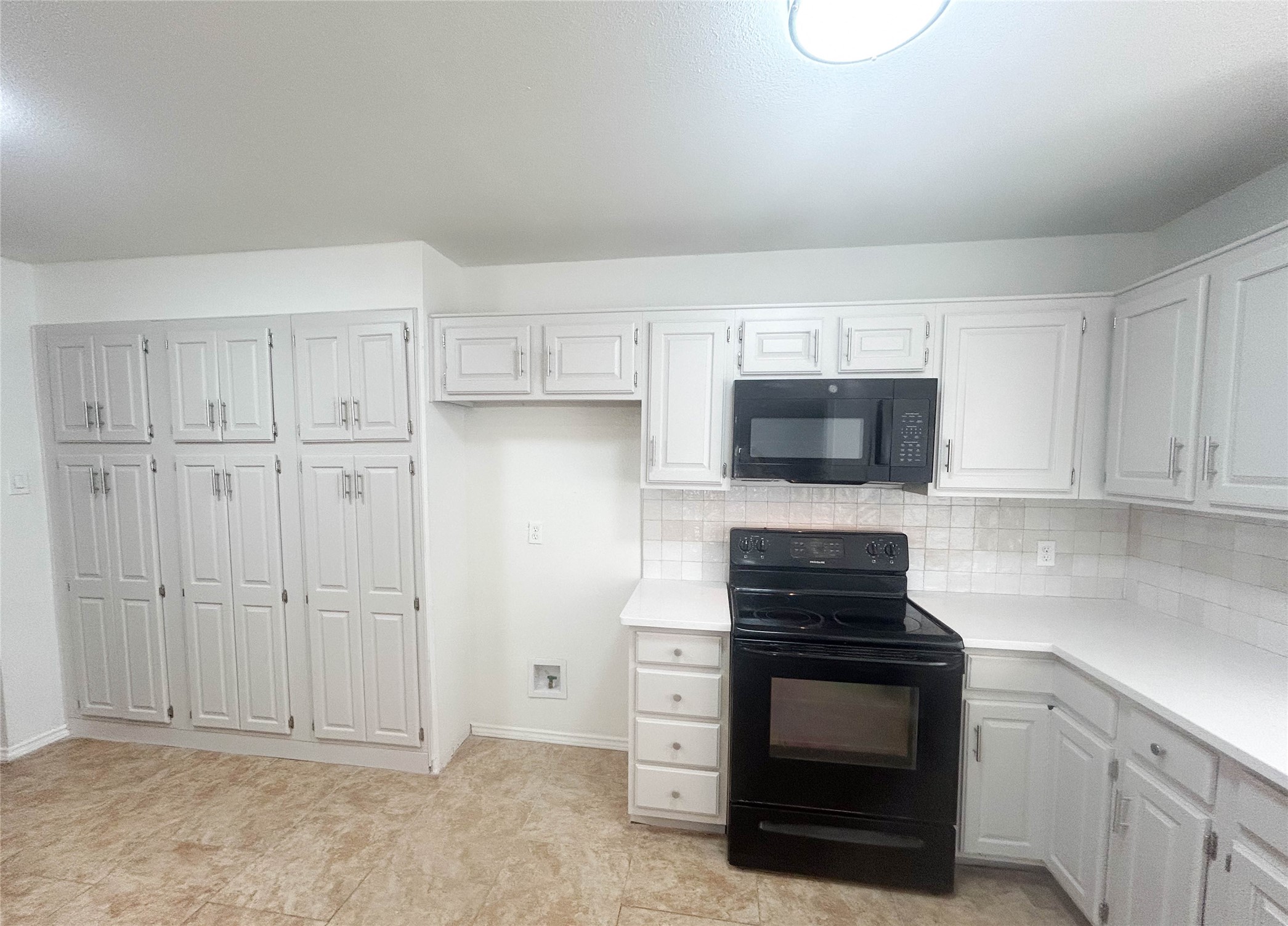 3016 Oakridge Drive Bedford TX 76021