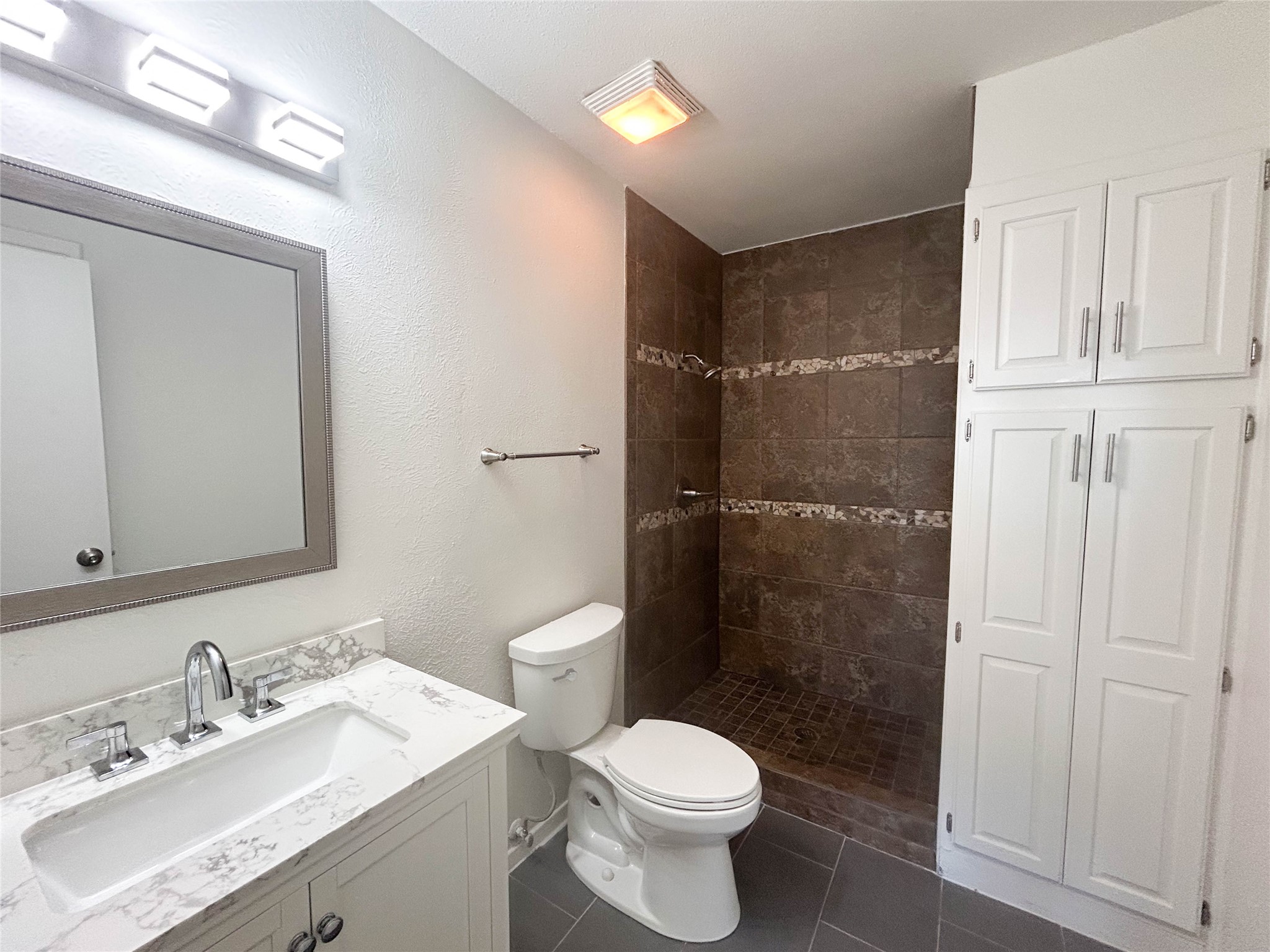 3016 Oakridge Drive Bedford TX 76021