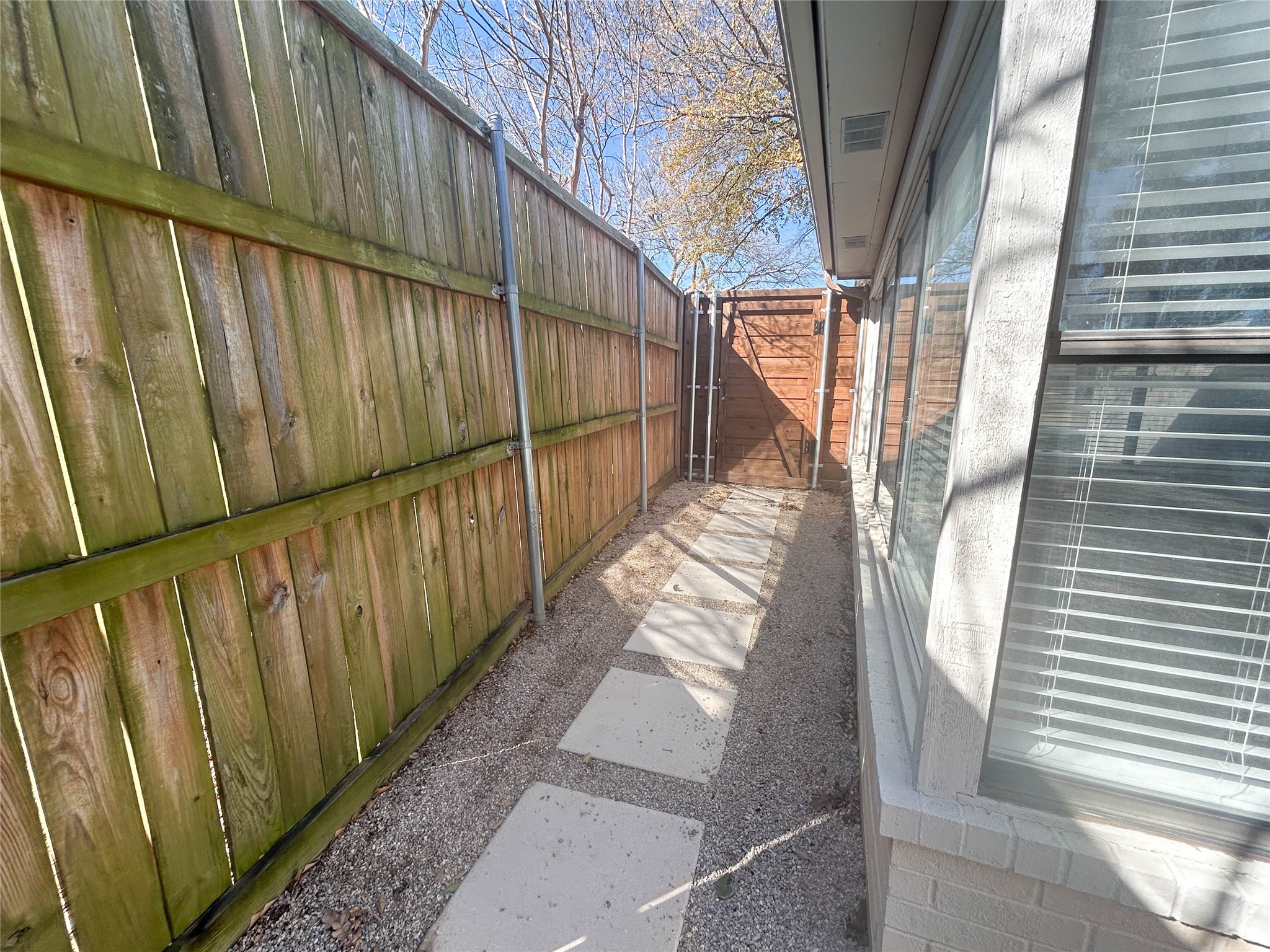 3016 Oakridge Drive Bedford TX 76021