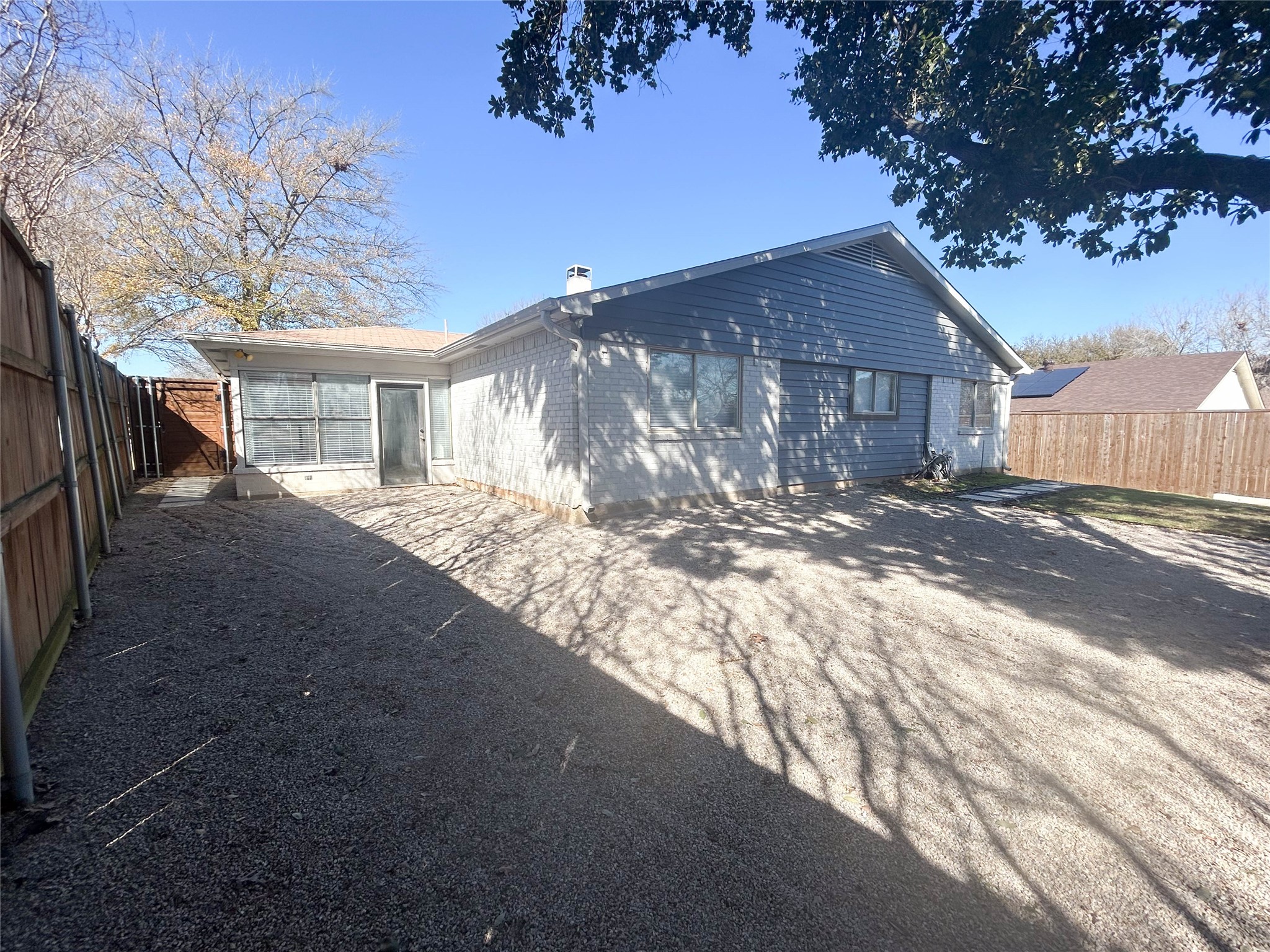 3016 Oakridge Drive Bedford TX 76021