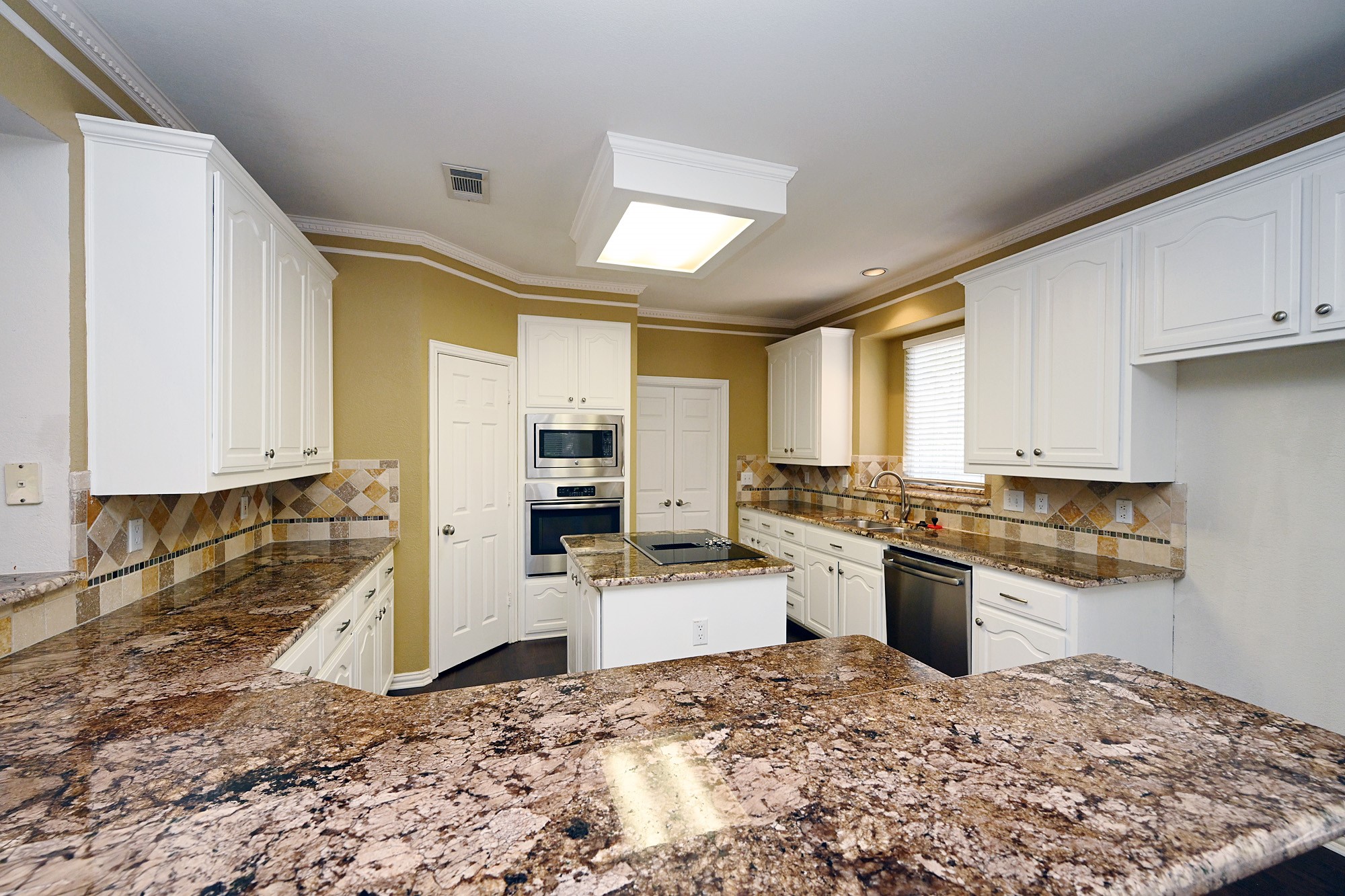 2017 Winding Creek Boulevard Flower Mound TX 75022