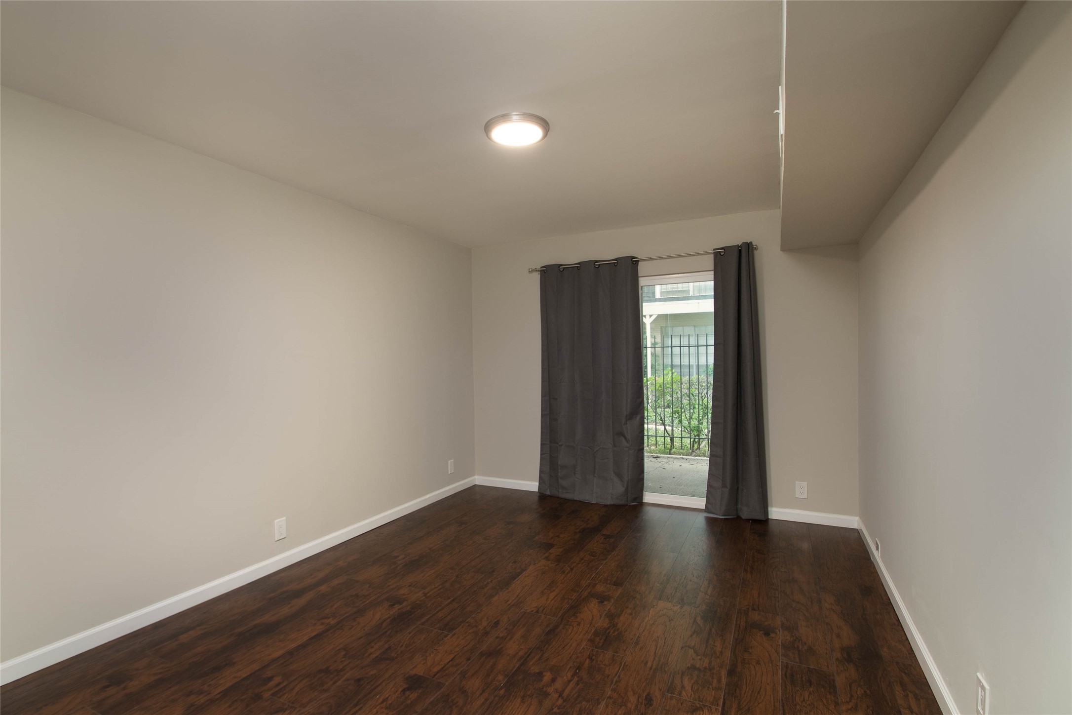 5315 Fleetwood Oaks Avenue Dallas TX 75235