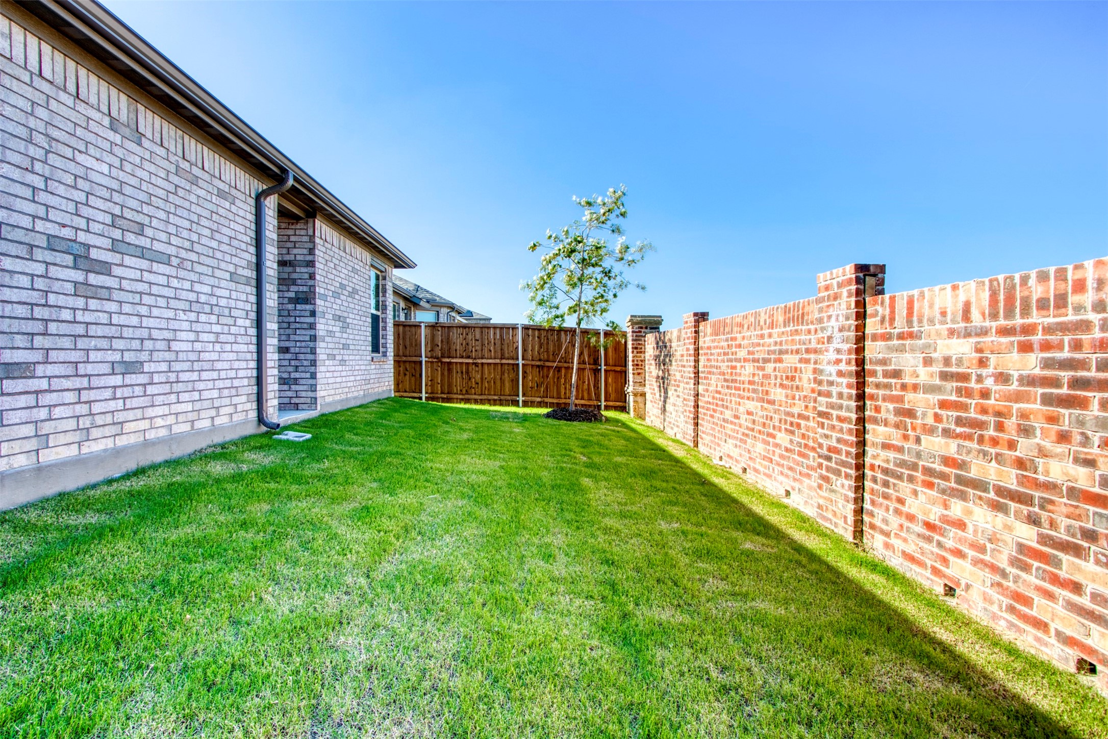 7108 Calshot Road Pilot Point TX 76258