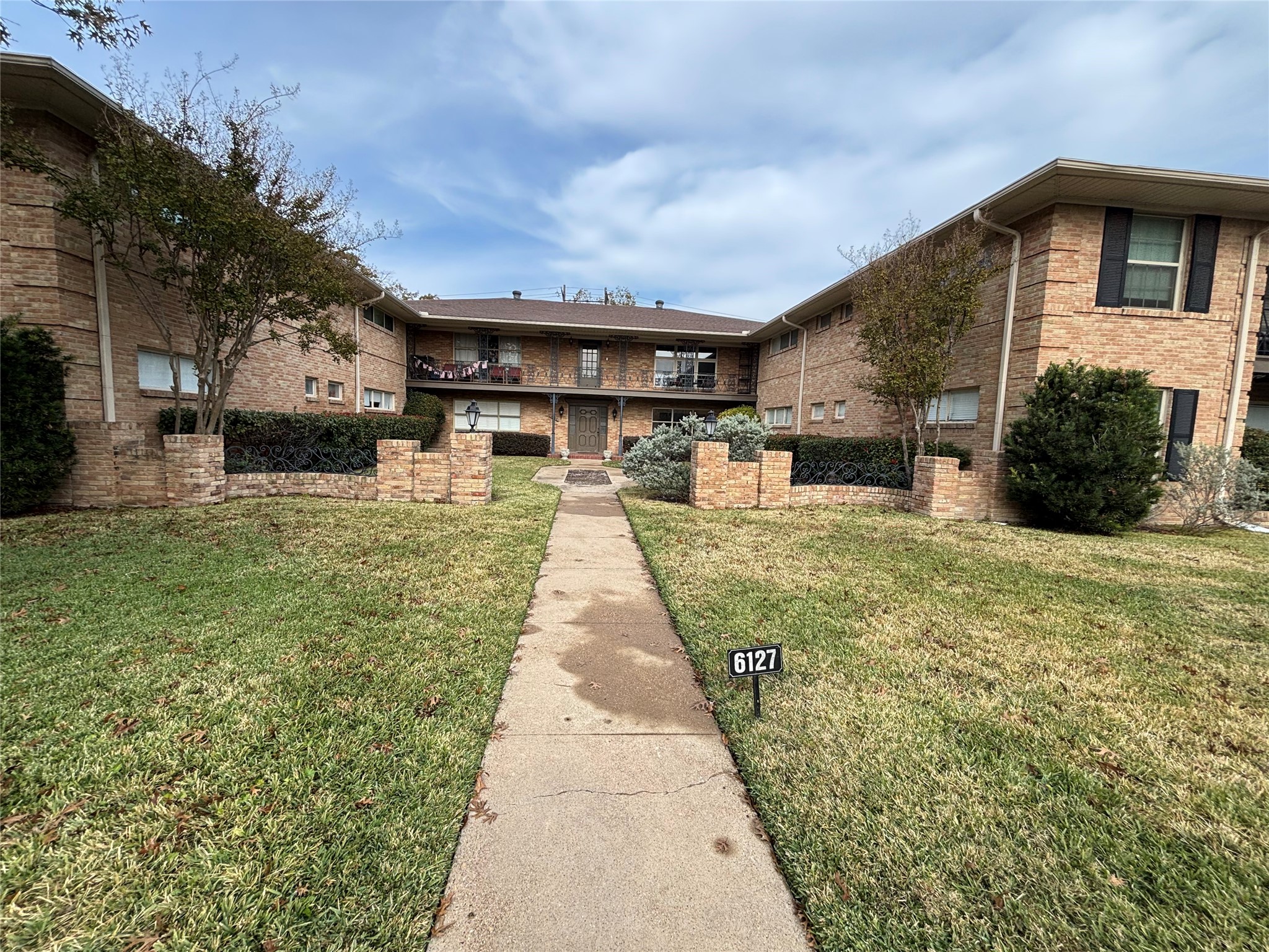 6127 Bandera Avenue Dallas TX 75225