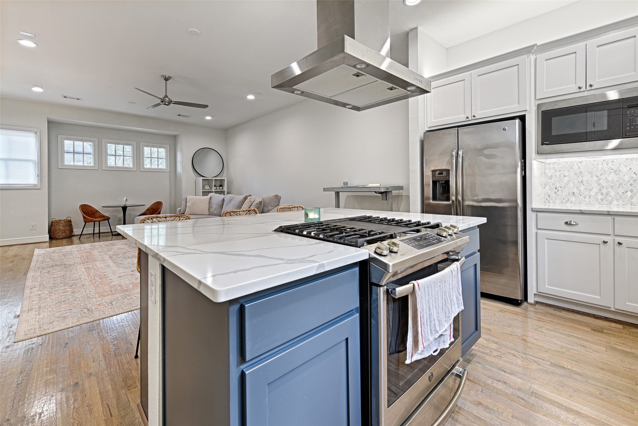 5089 Gaston Avenue Dallas TX 75214