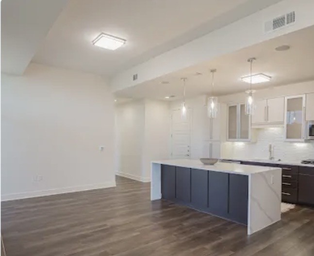 1700 Cedar Springs Drive Dallas TX 75202