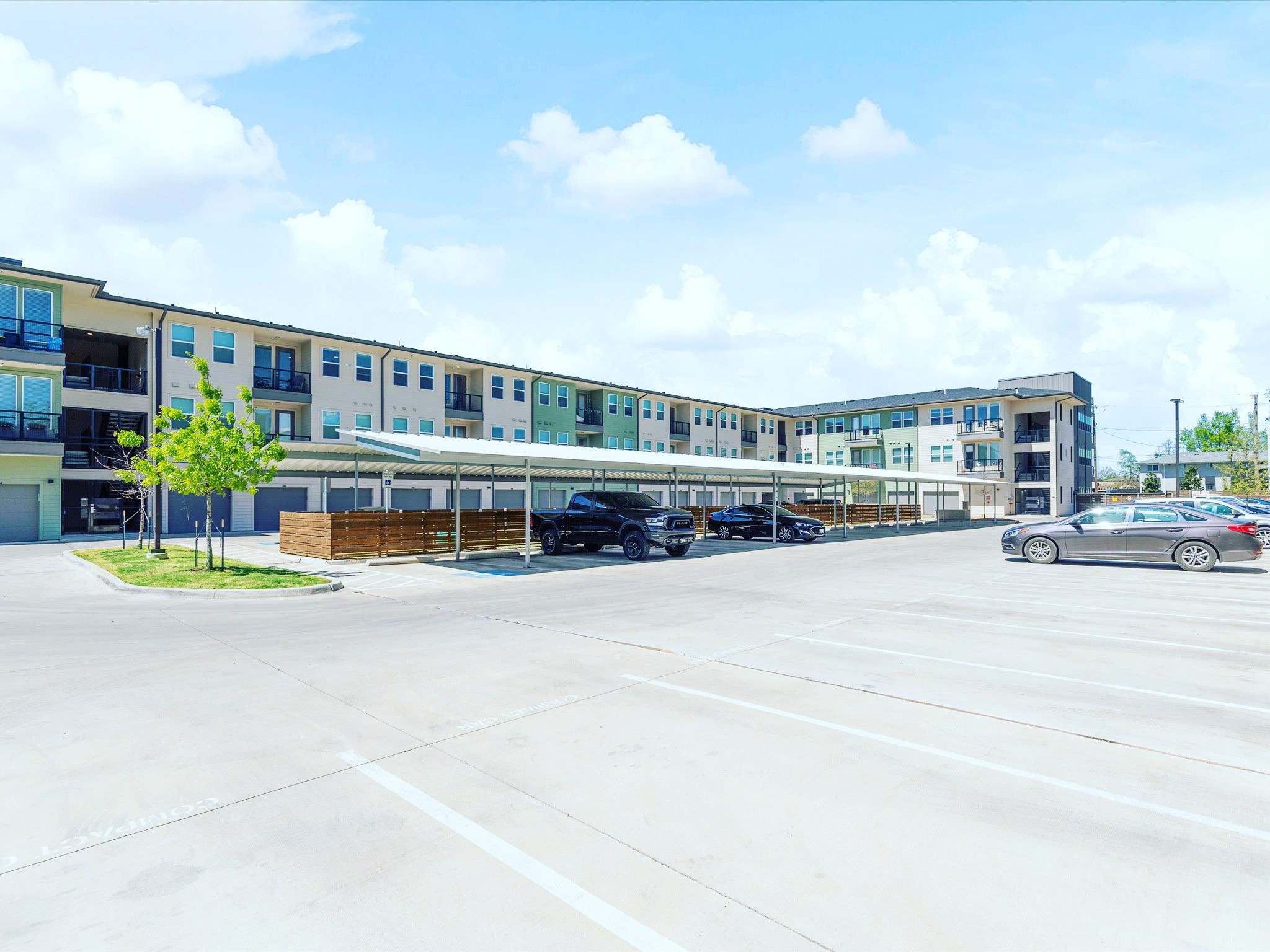 1500 N Fitzhugh Avenue Dallas TX 75204