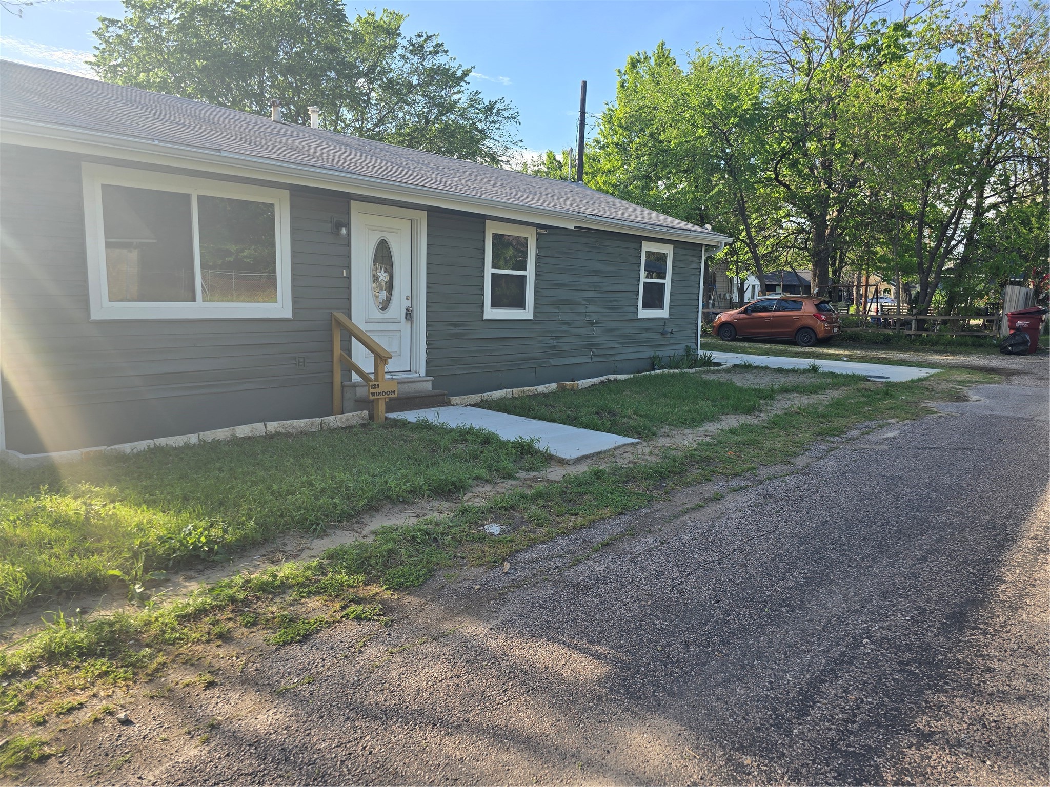 121 Windom Street Farmersville TX 75442
