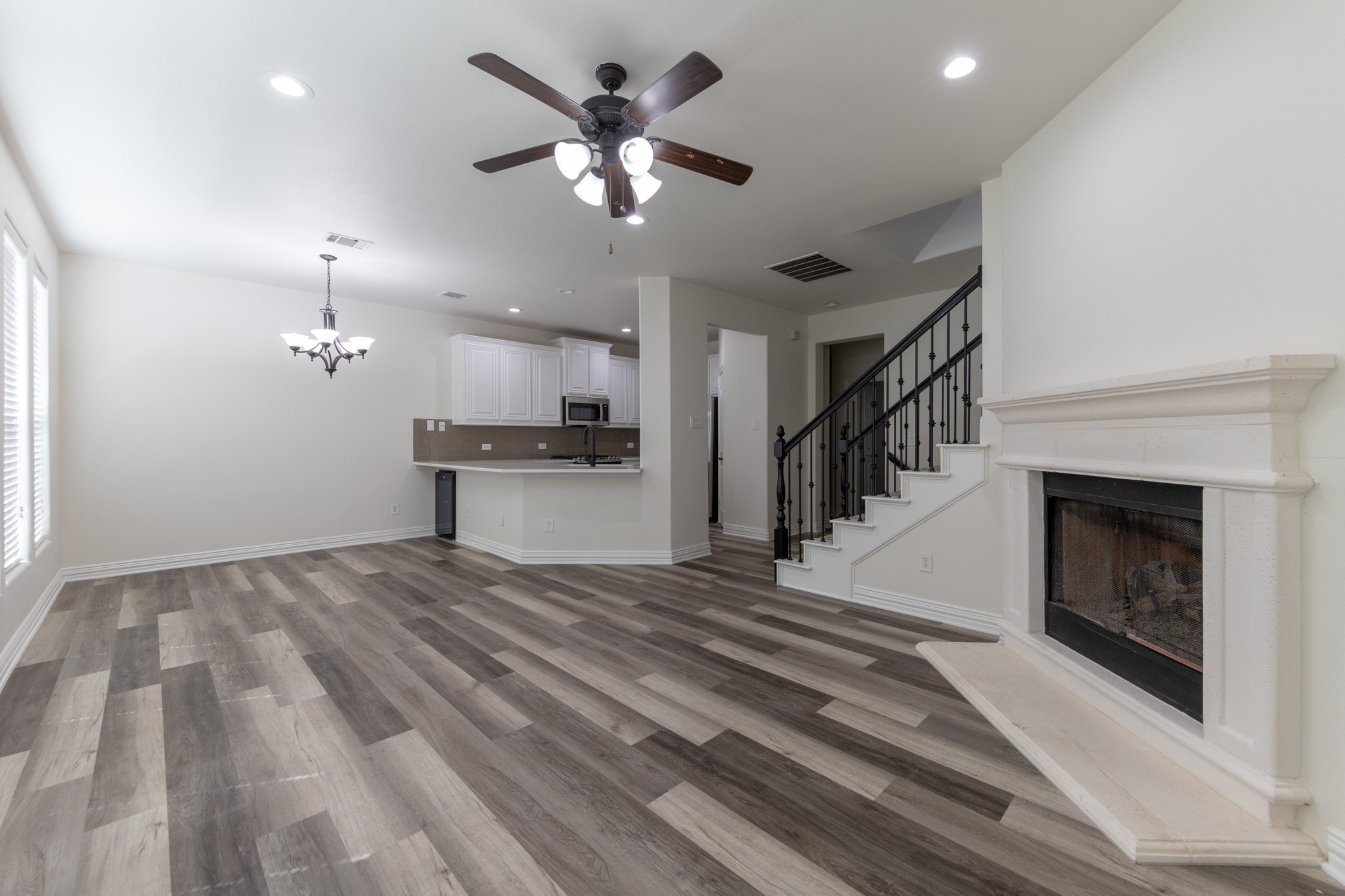2645 Villa Di Lago Grand Prairie TX 75054