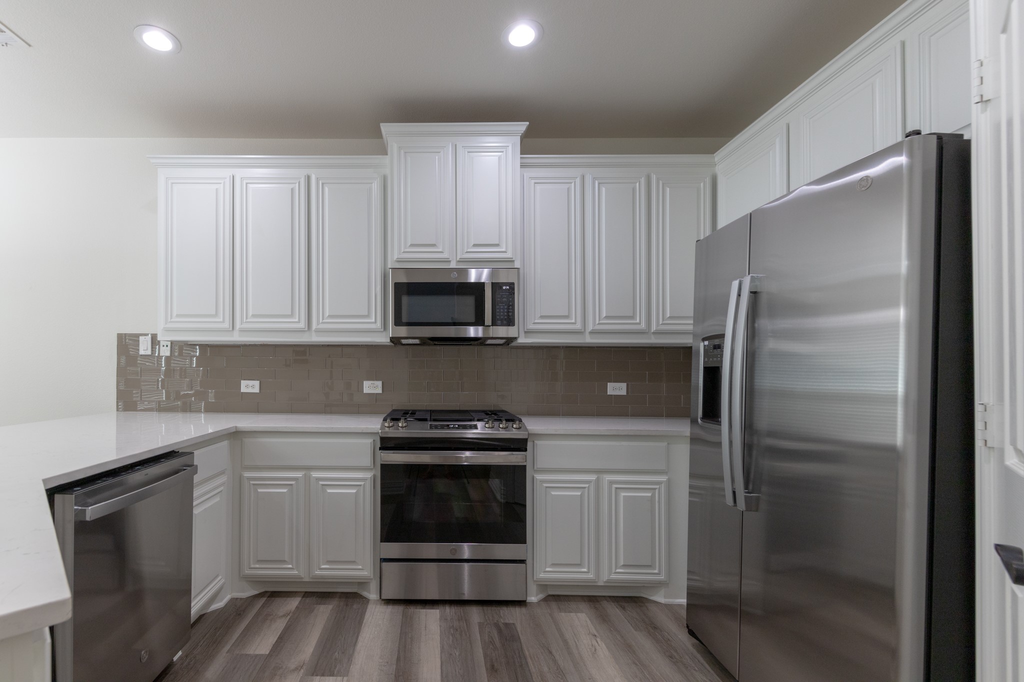 2645 Villa Di Lago Grand Prairie TX 75054