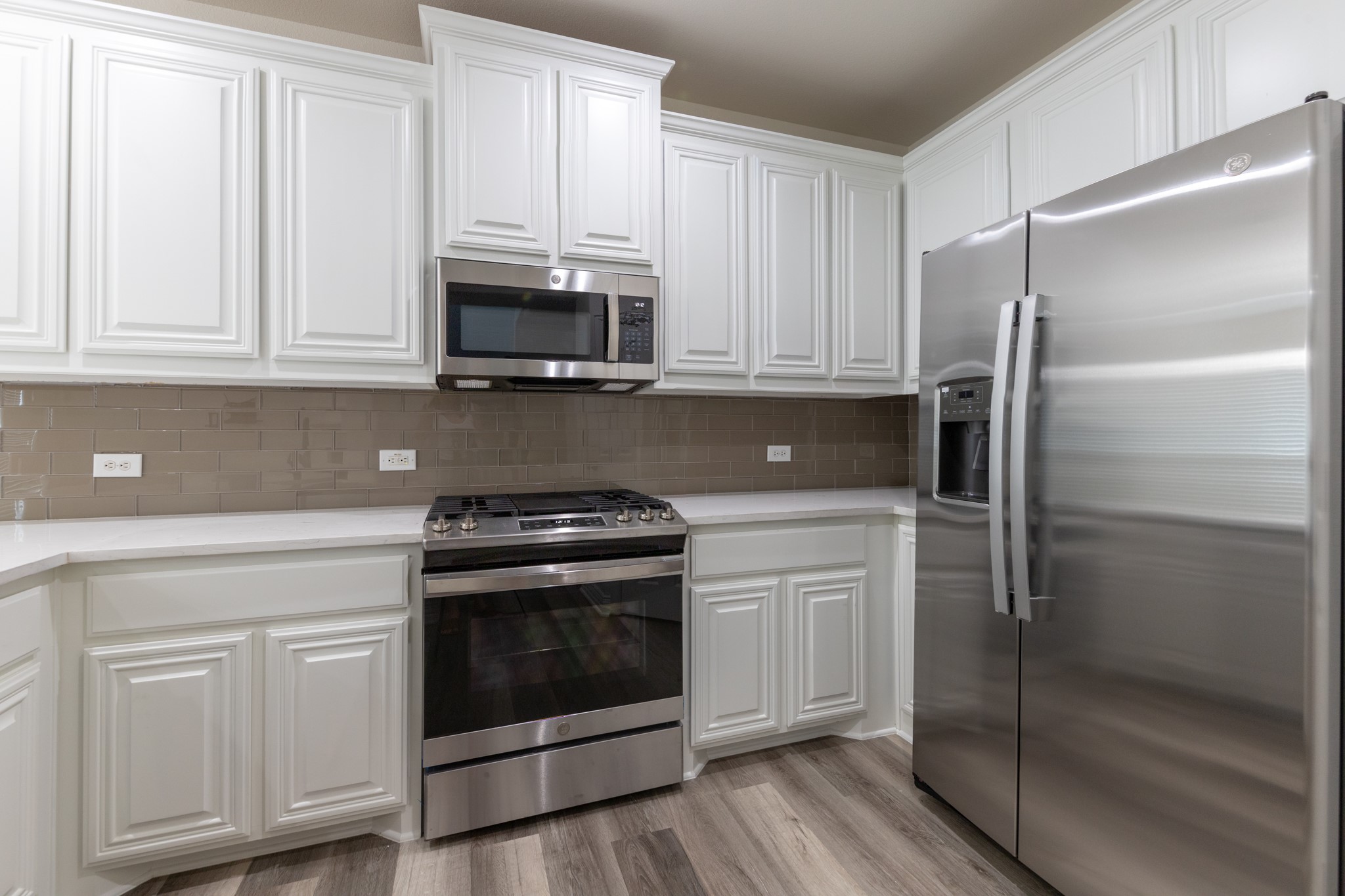 2645 Villa Di Lago Grand Prairie TX 75054