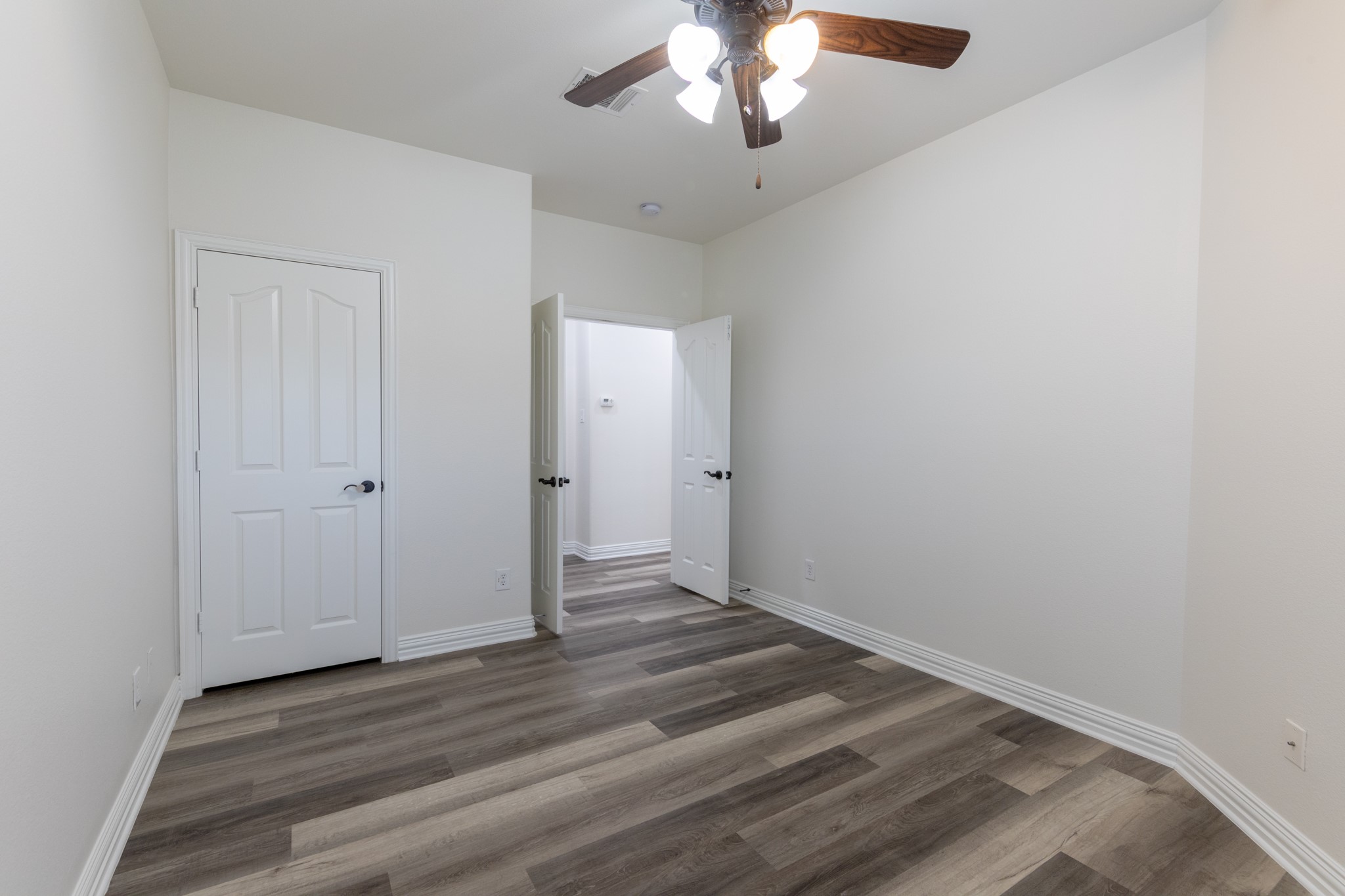 2645 Villa Di Lago Grand Prairie TX 75054