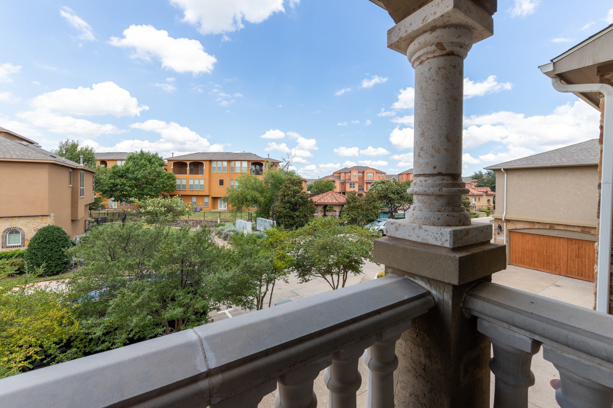 2645 Villa Di Lago Grand Prairie TX 75054