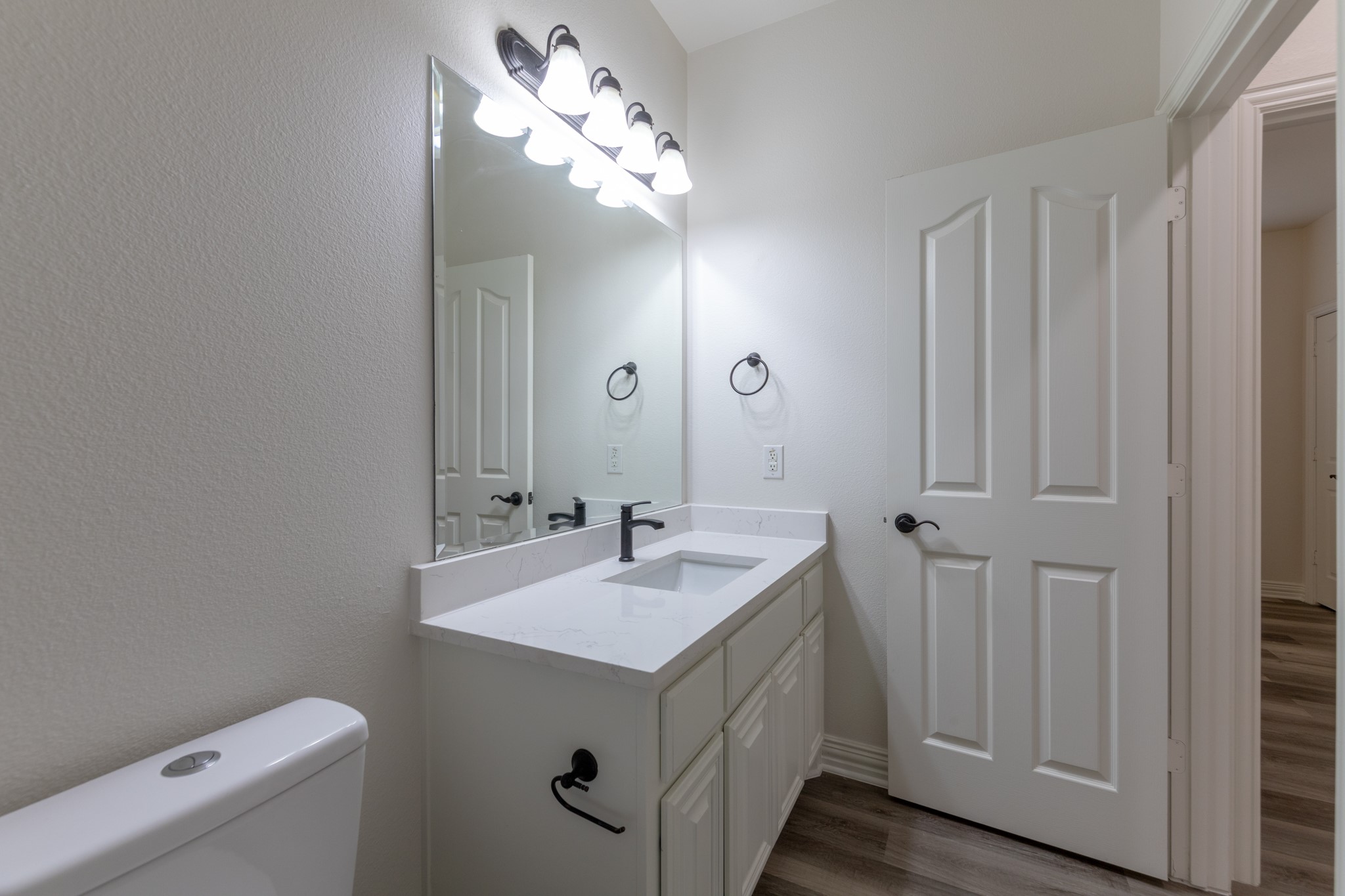 2645 Villa Di Lago Grand Prairie TX 75054
