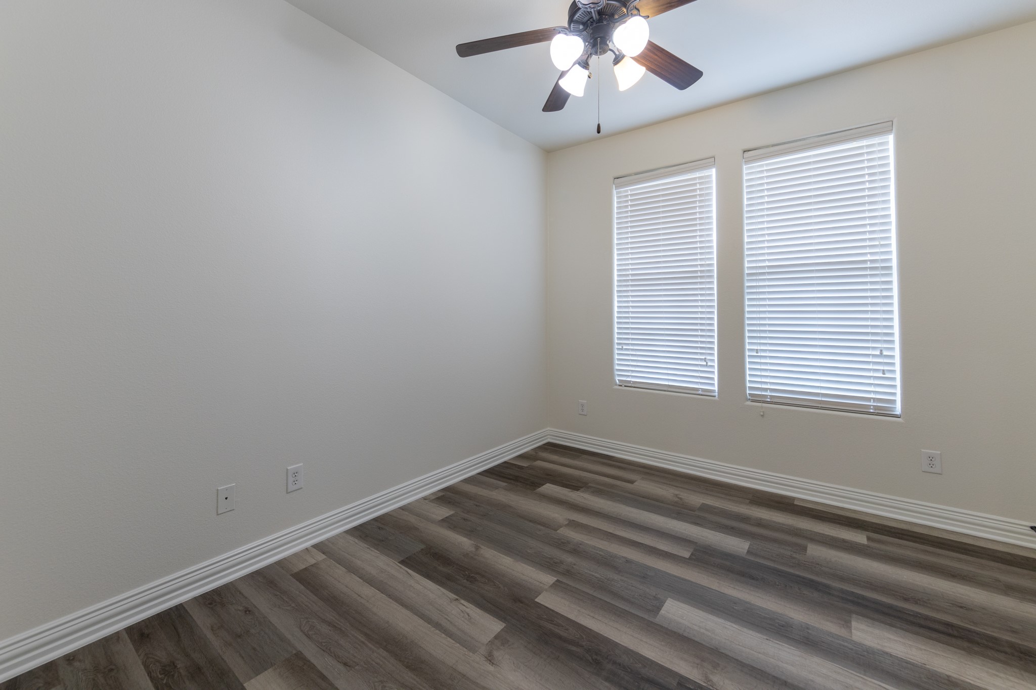 2645 Villa Di Lago Grand Prairie TX 75054