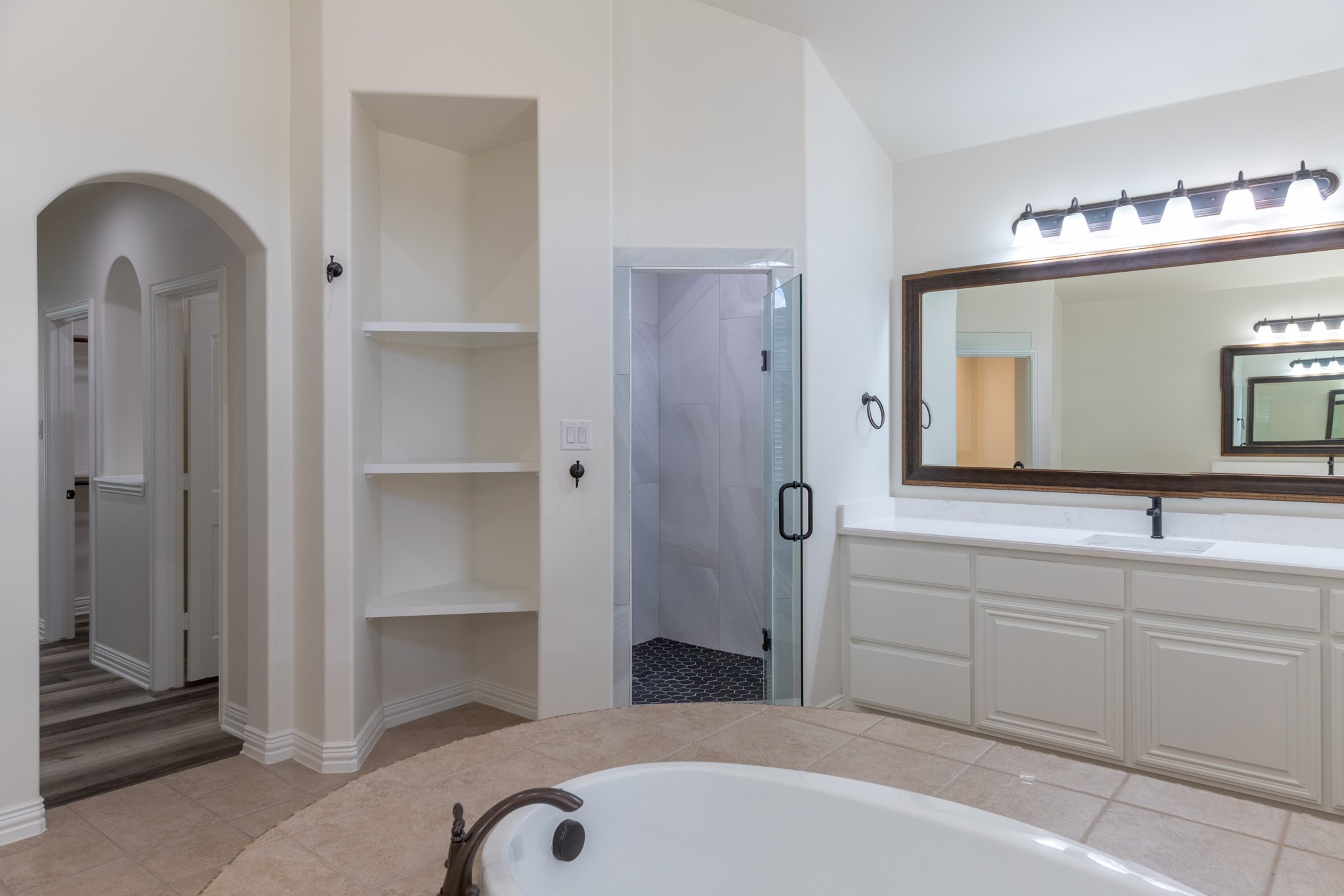 2645 Villa Di Lago Grand Prairie TX 75054