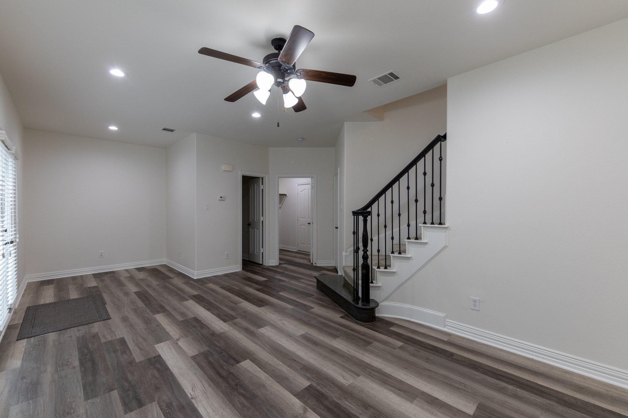 2645 Villa Di Lago Grand Prairie TX 75054