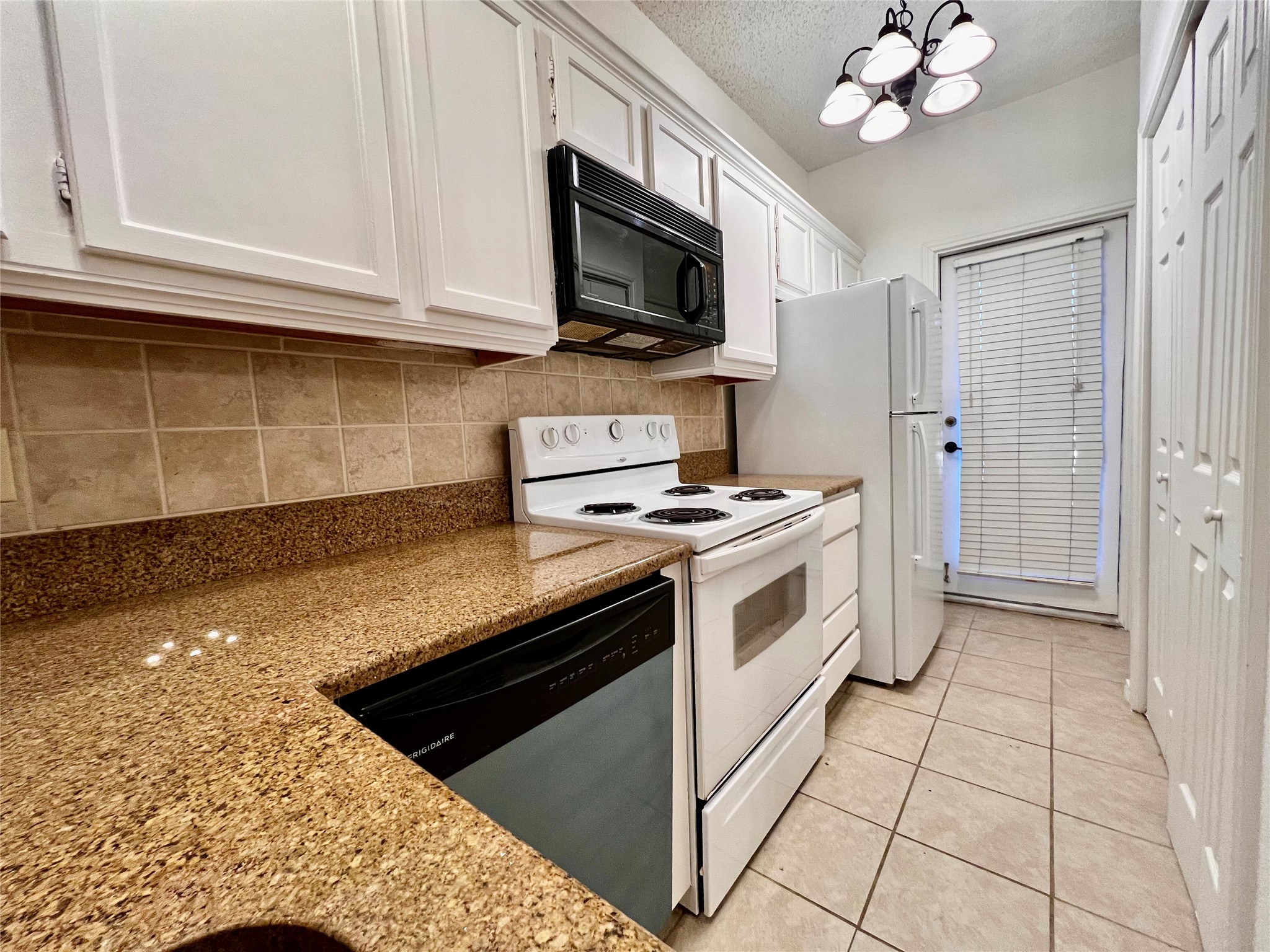 4800 W Lovers Lane Dallas TX 75209