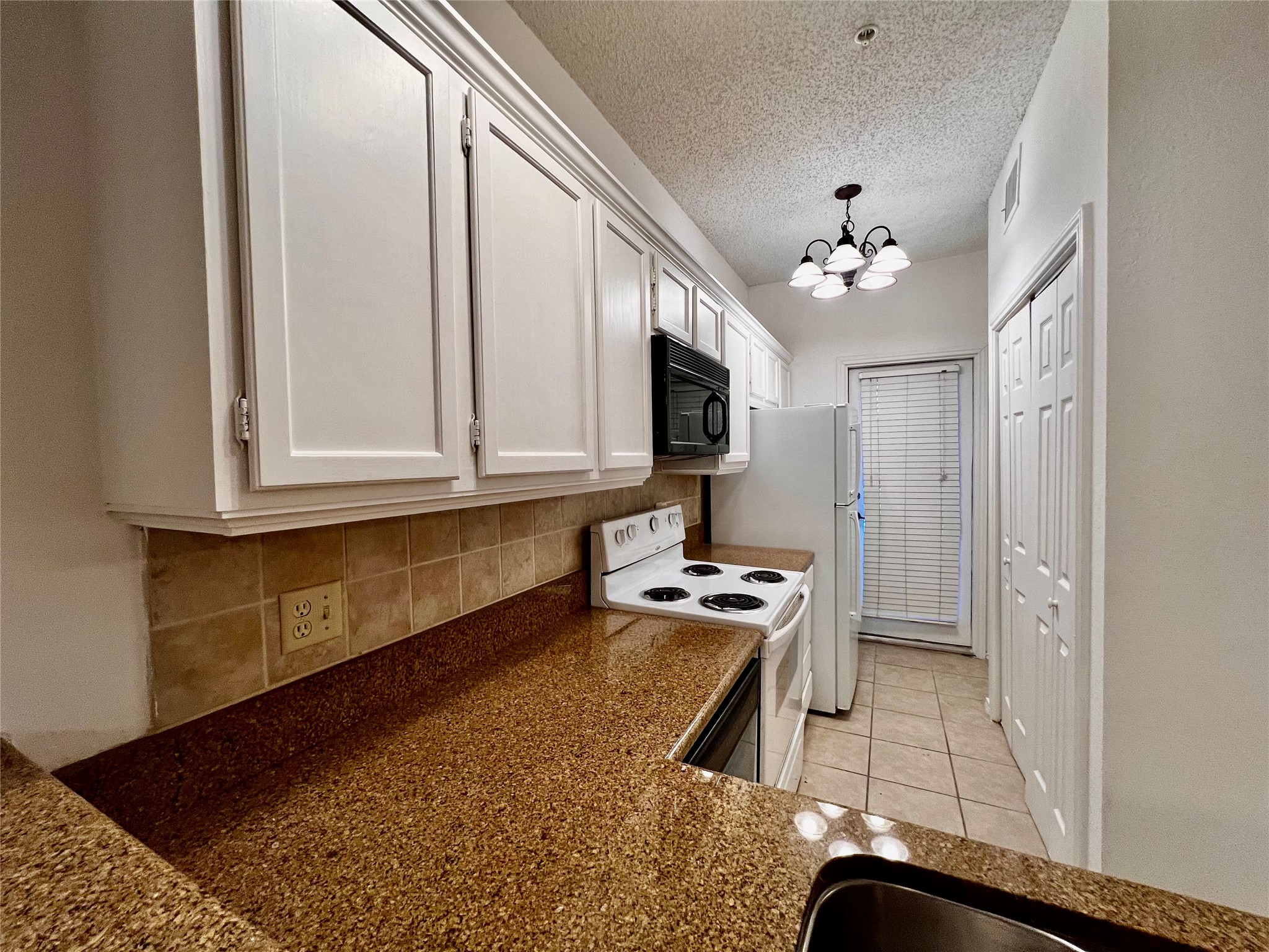 4800 W Lovers Lane Dallas TX 75209