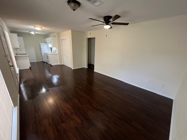 8127 Stonehurst Street Dallas TX 75217