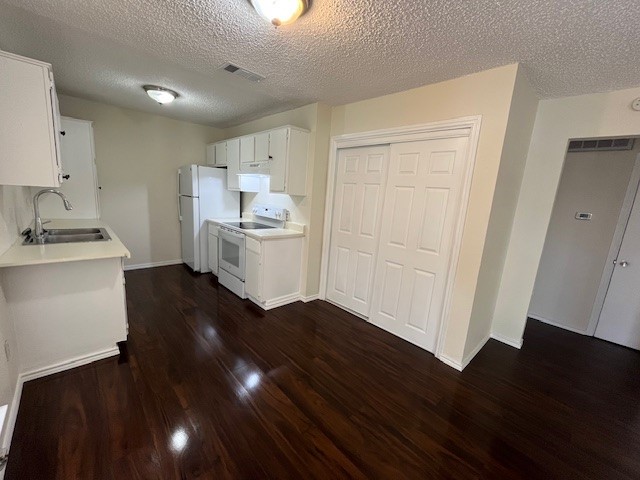 8127 Stonehurst Street Dallas TX 75217