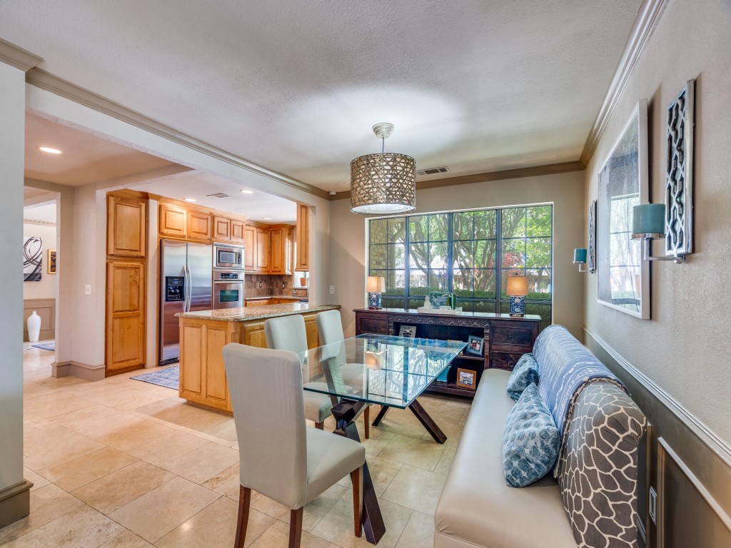 6034 Club Oaks Drive Dallas TX 75248