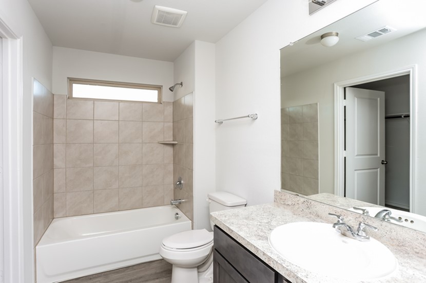 1503 Timothy Street Ennis TX 75119