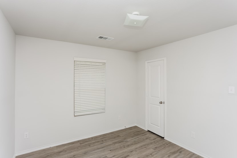 1503 Timothy Street Ennis TX 75119