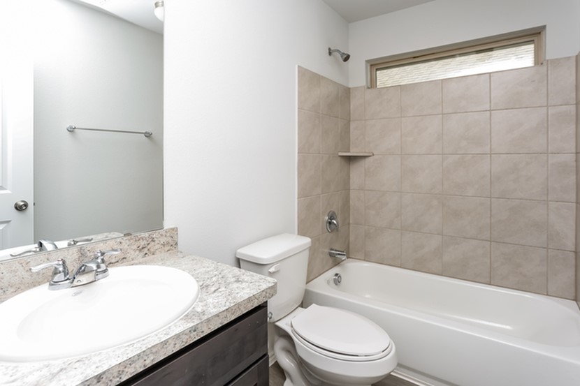 1503 Timothy Street Ennis TX 75119