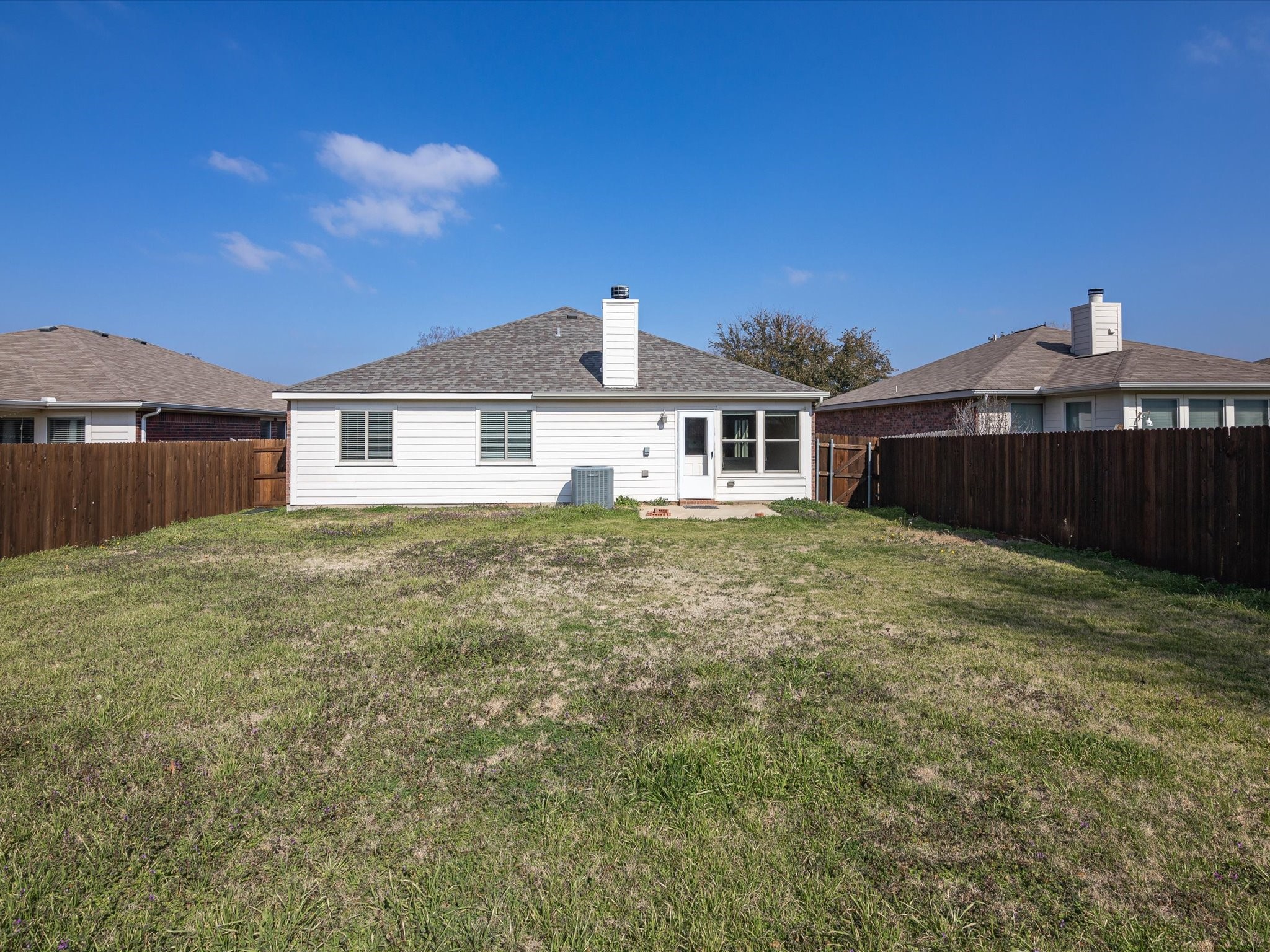 8920 Sagebrush Cross Roads TX 76227