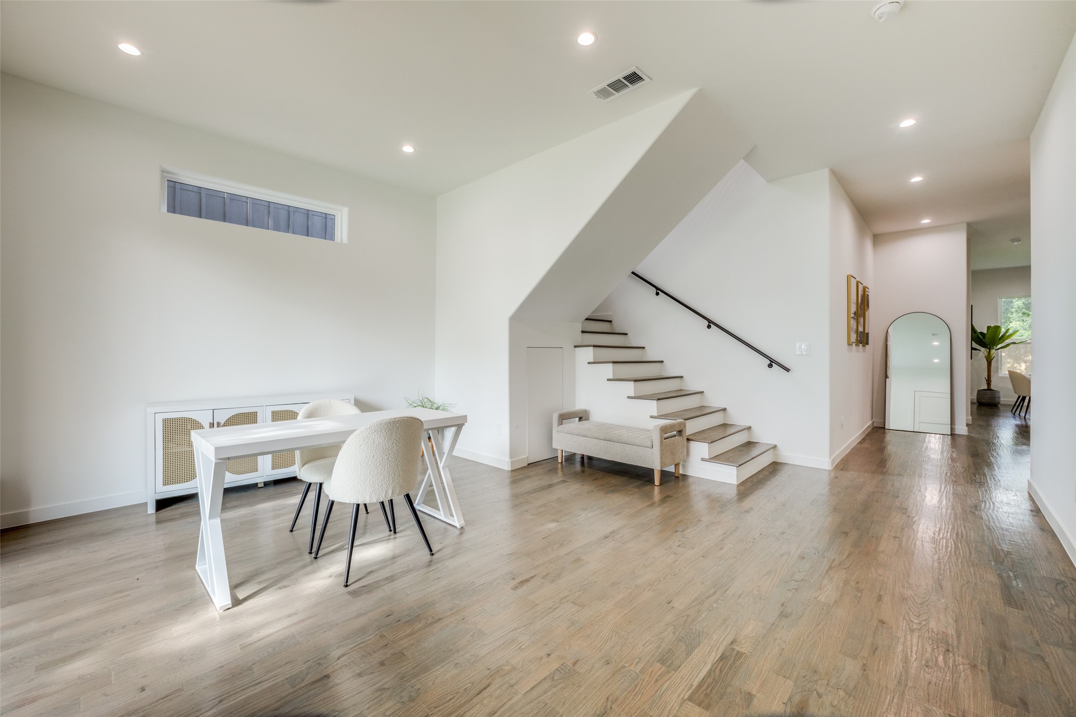 3423 N Winnetka Avenue Dallas TX 75212